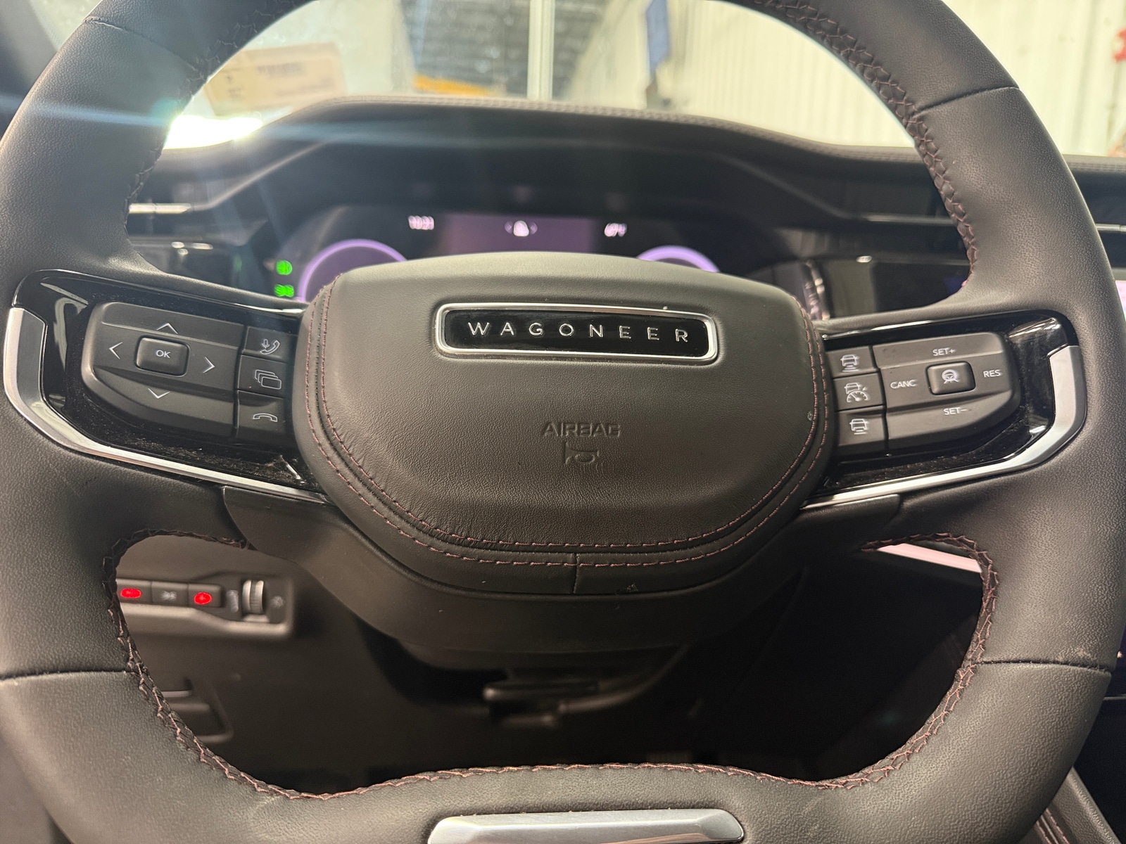 Thumbnail: 2025 Jeep Wagoneer S - 4