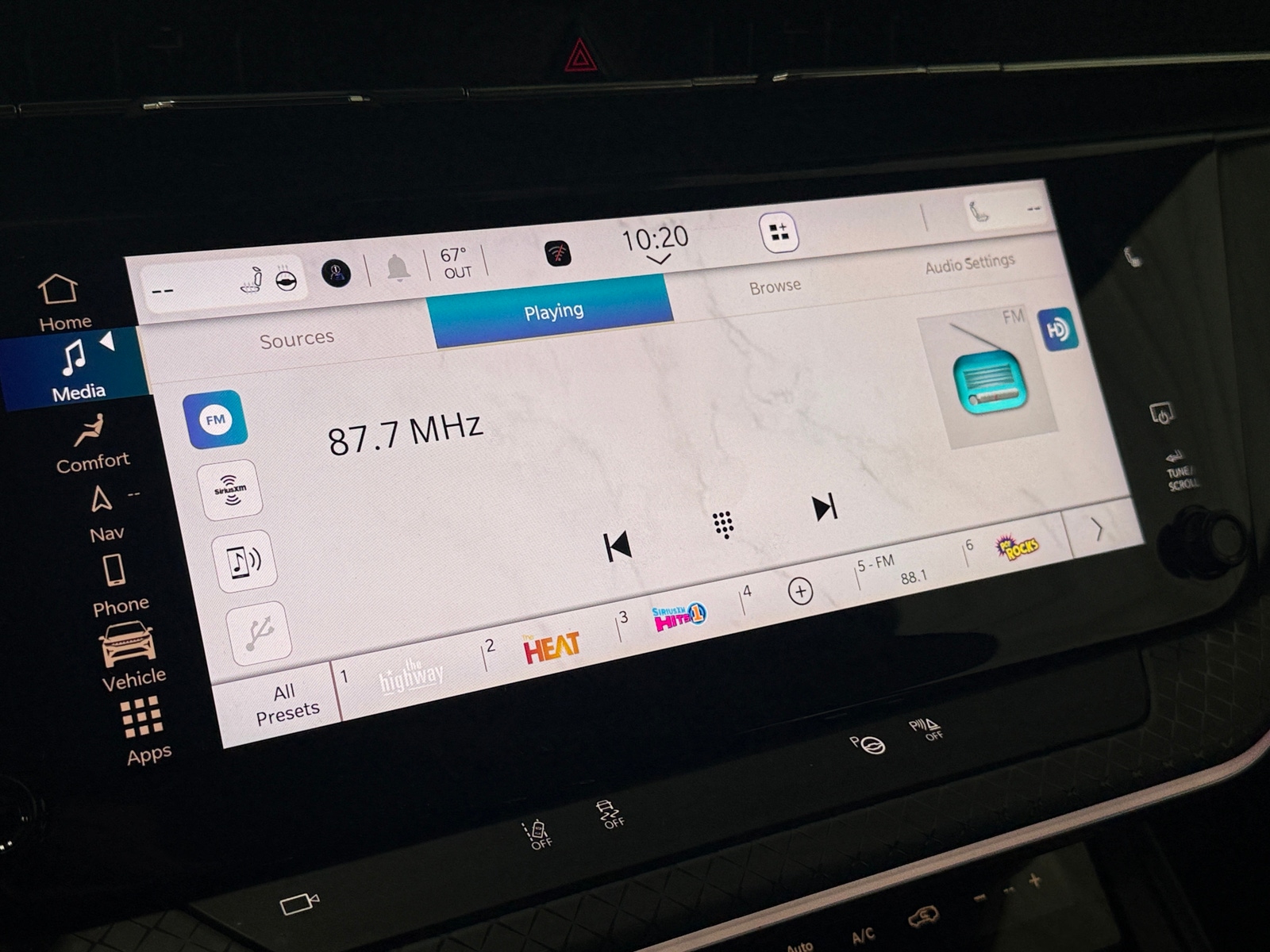 Thumbnail: 2025 Jeep Wagoneer S - 3