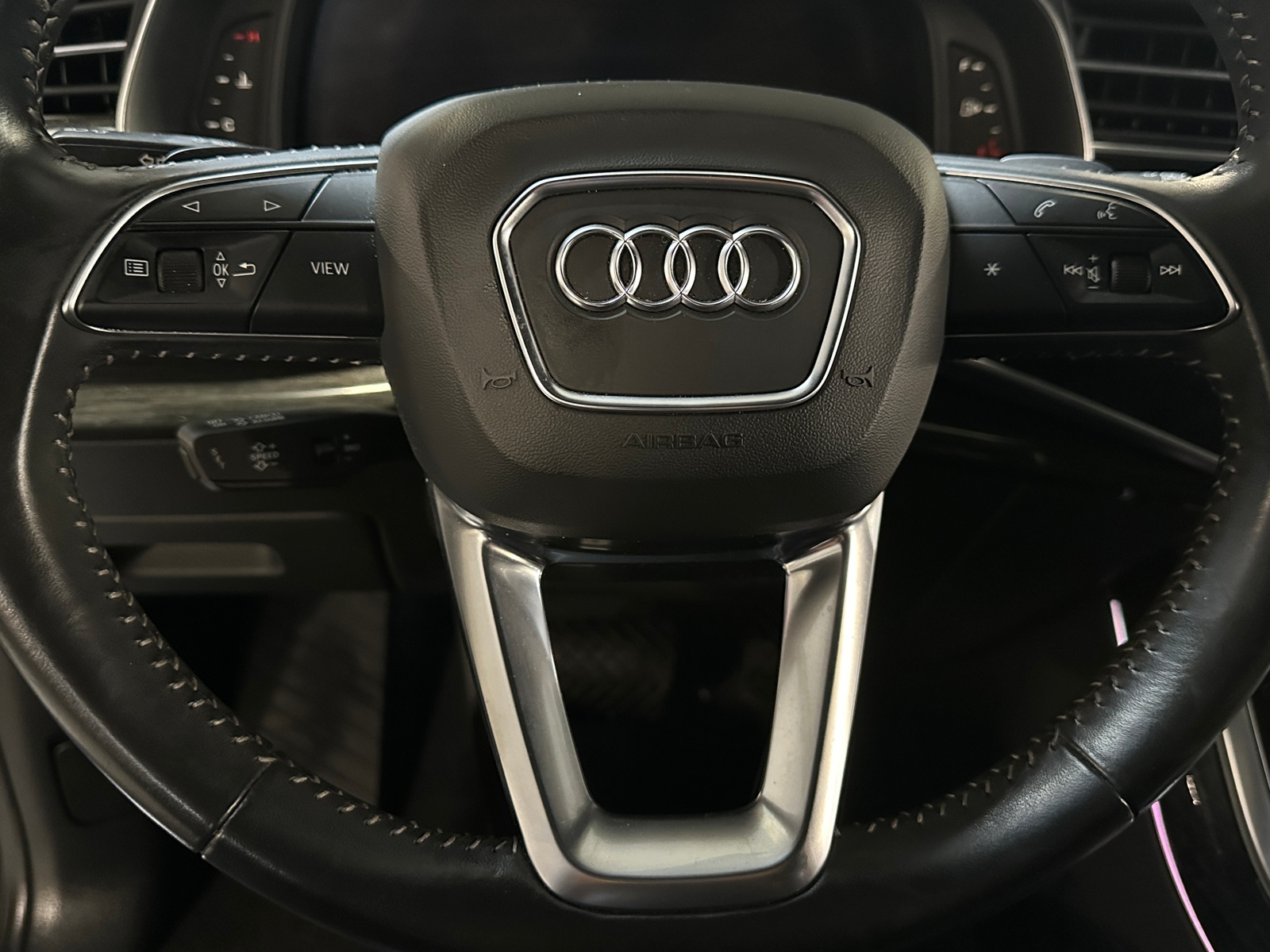 Thumbnail: 2019 Audi Q8 - 4