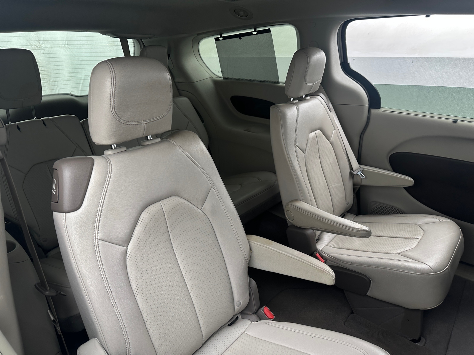 Thumbnail: 2020 Chrysler Pacifica - 5