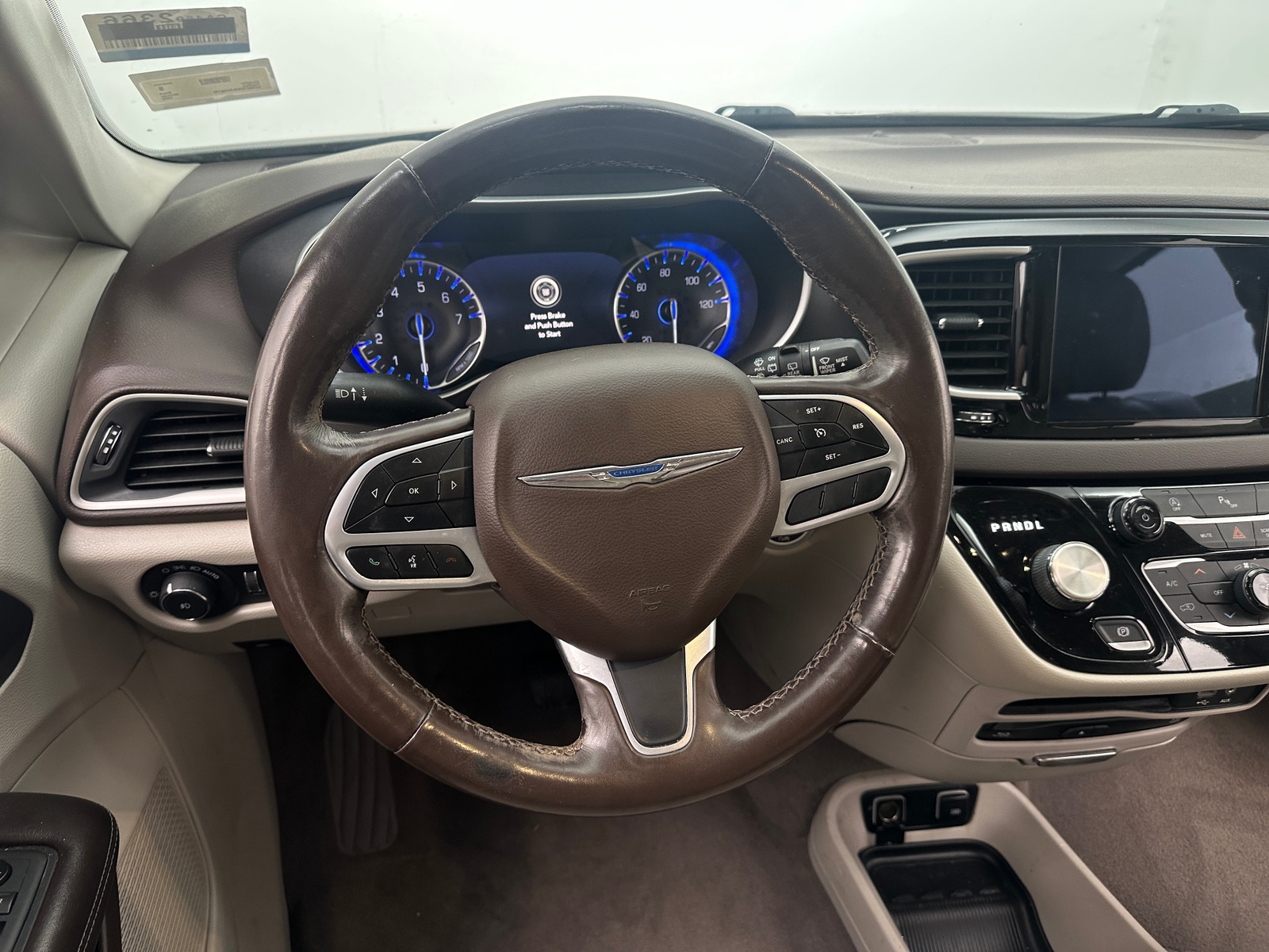 Thumbnail: 2020 Chrysler Pacifica - 4