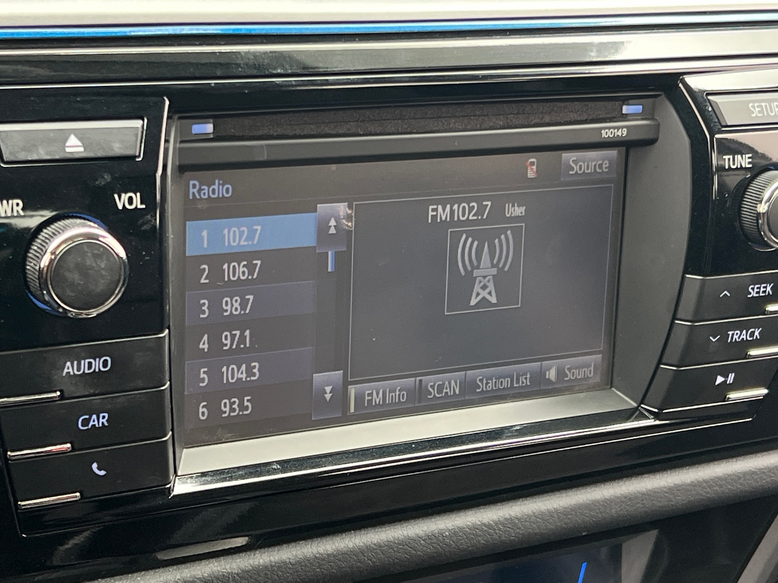 Thumbnail: 2015 Toyota Corolla - 4