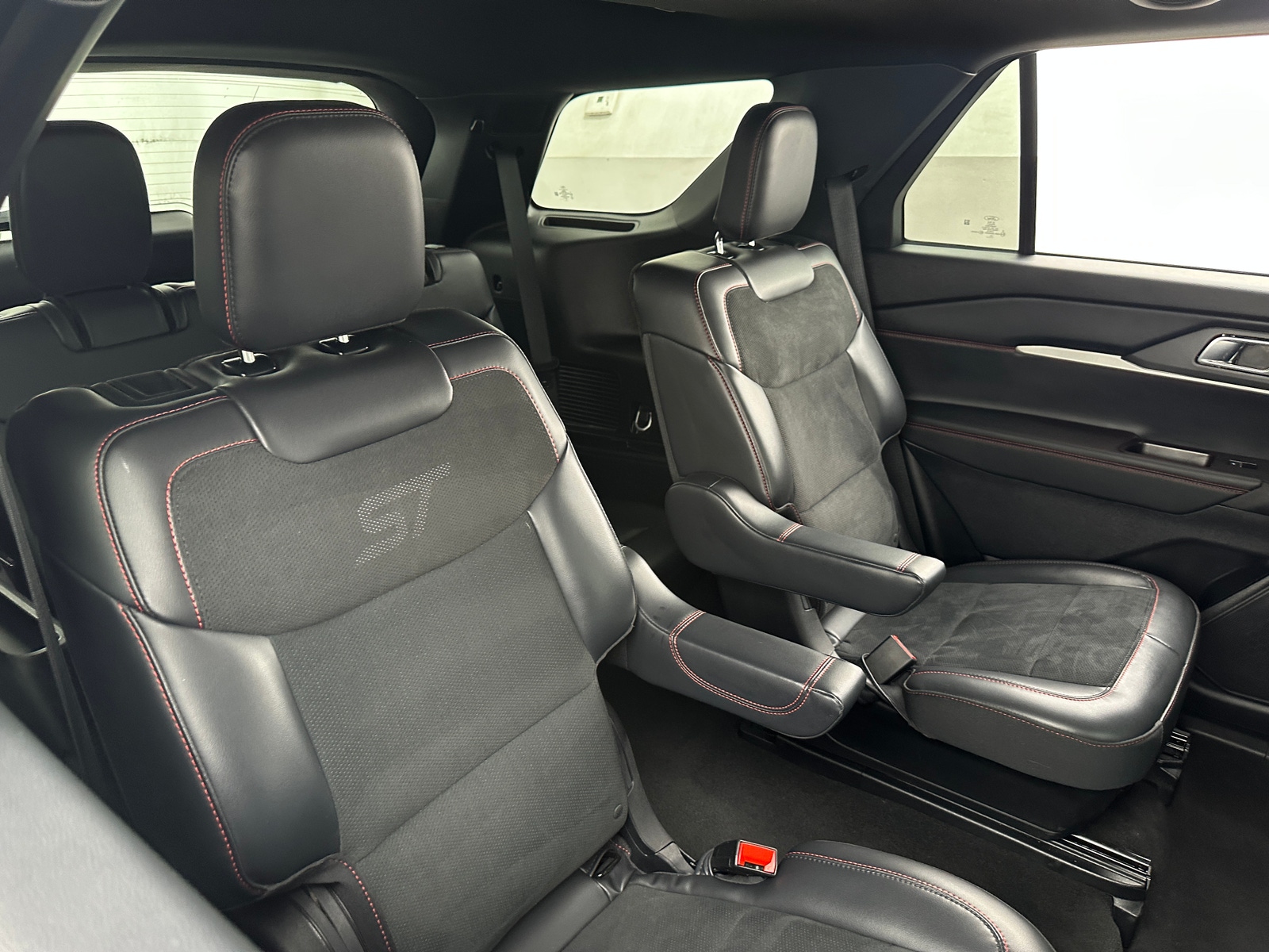 Thumbnail: 2025 Ford Explorer - 5