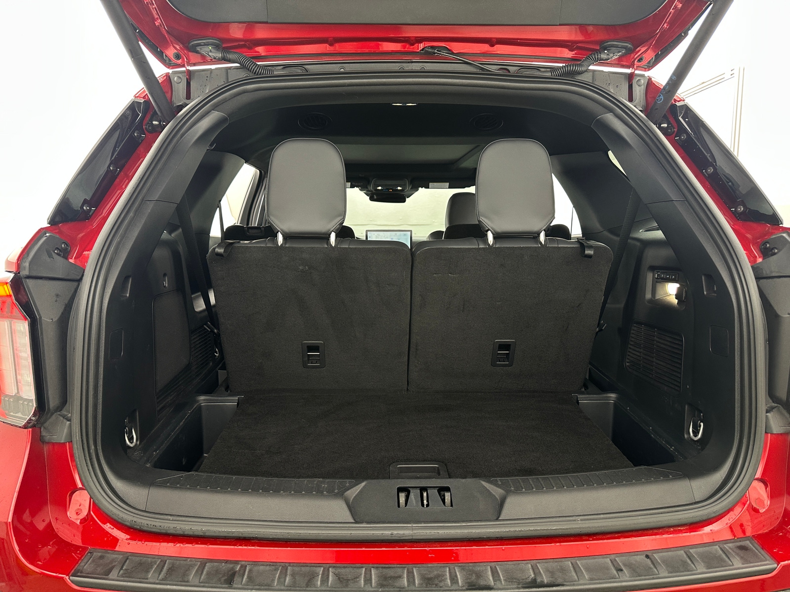 Thumbnail: 2025 Ford Explorer - 6