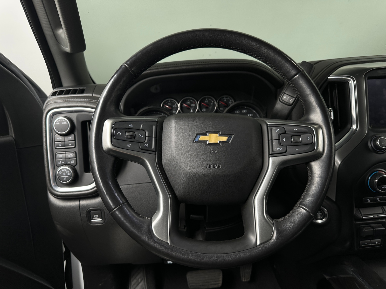 Thumbnail: 2020 Chevrolet Silverado 2500 - 4