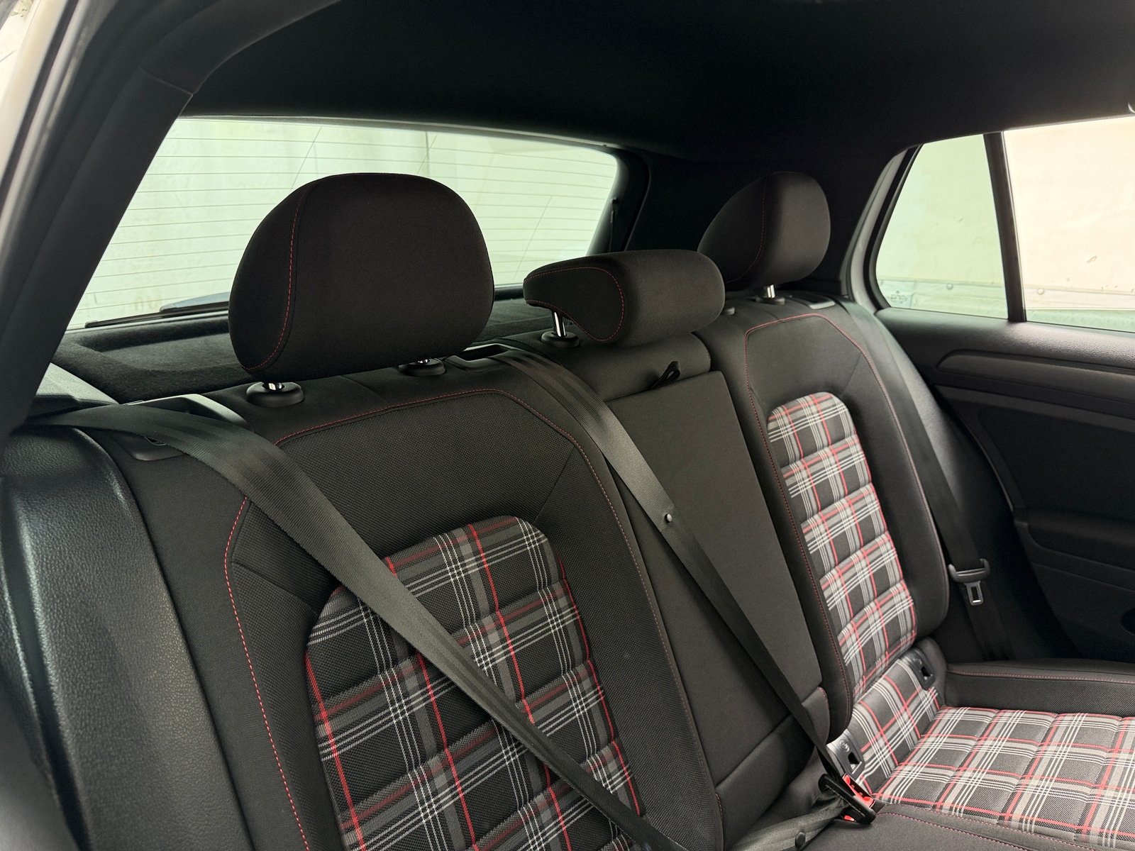 Thumbnail: 2019 Volkswagen Golf - 6