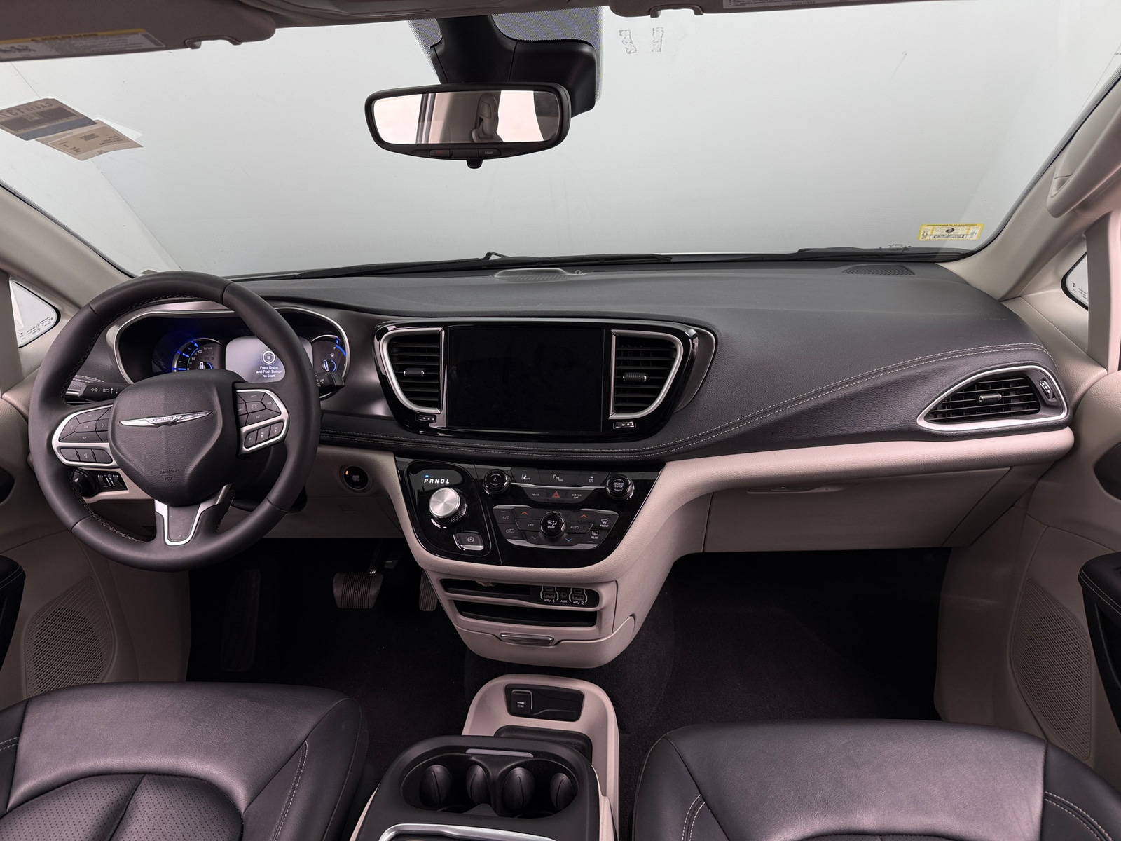 Thumbnail: 2024 Chrysler Pacifica - 2