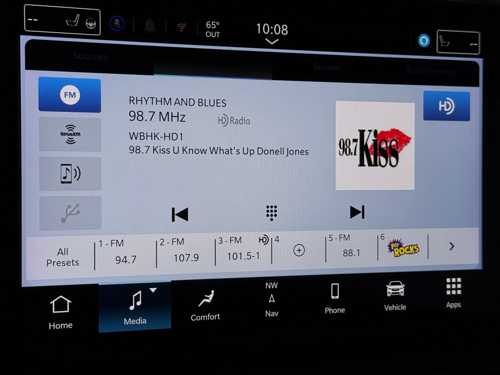 Thumbnail: 2024 Chrysler Pacifica - 3