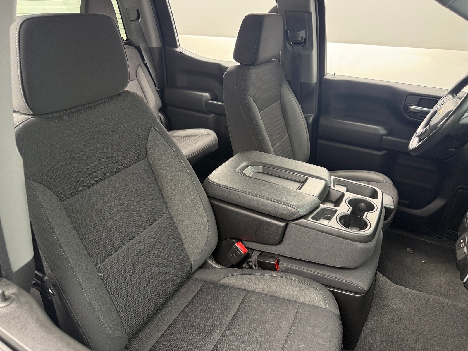 Thumbnail: 2022 Chevrolet Silverado 1500 - 2