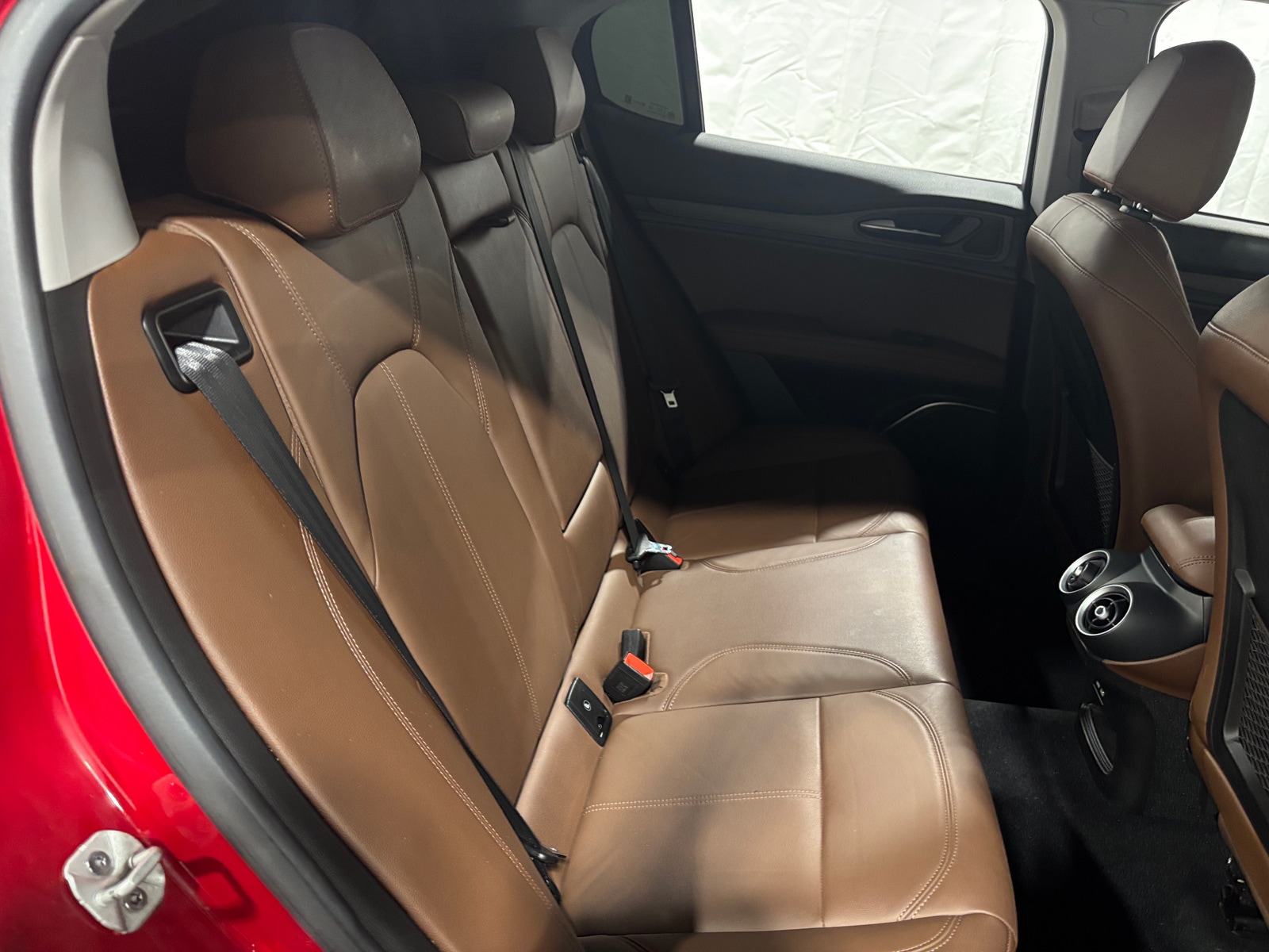 Thumbnail: 2021 Alfa Romeo Stelvio - 5