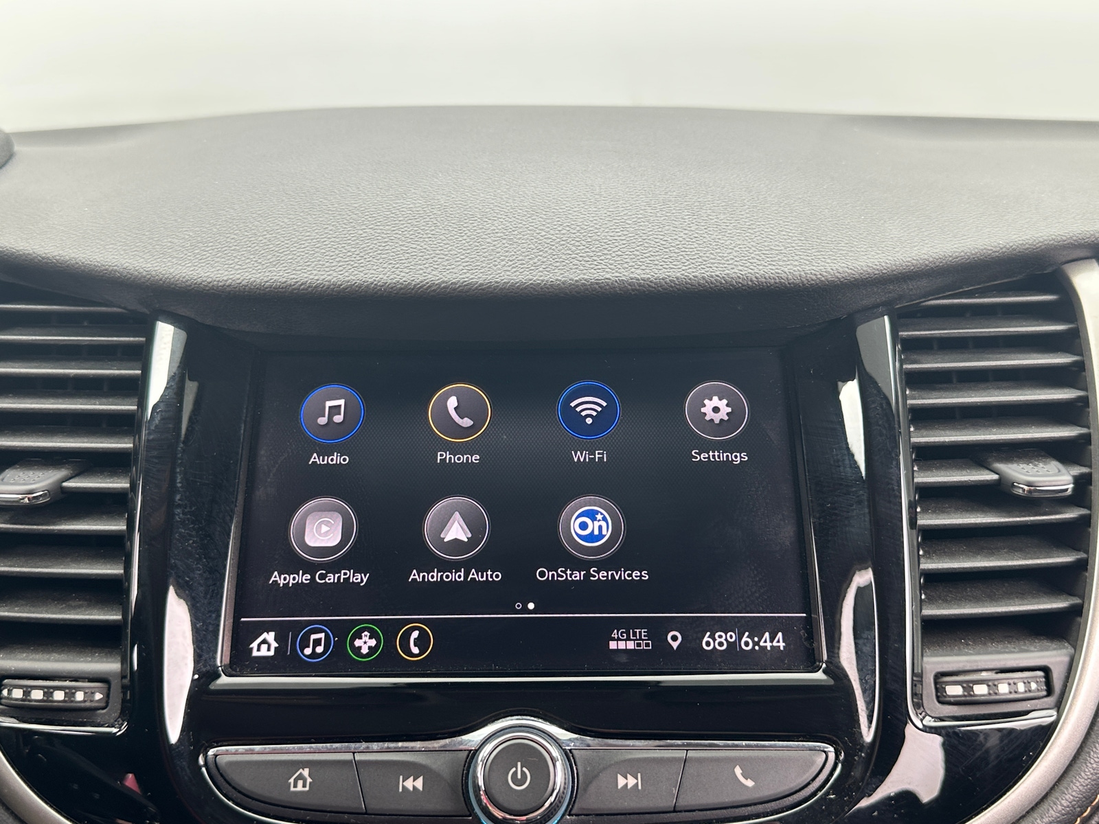 Thumbnail: 2020 Chevrolet Trax - 4
