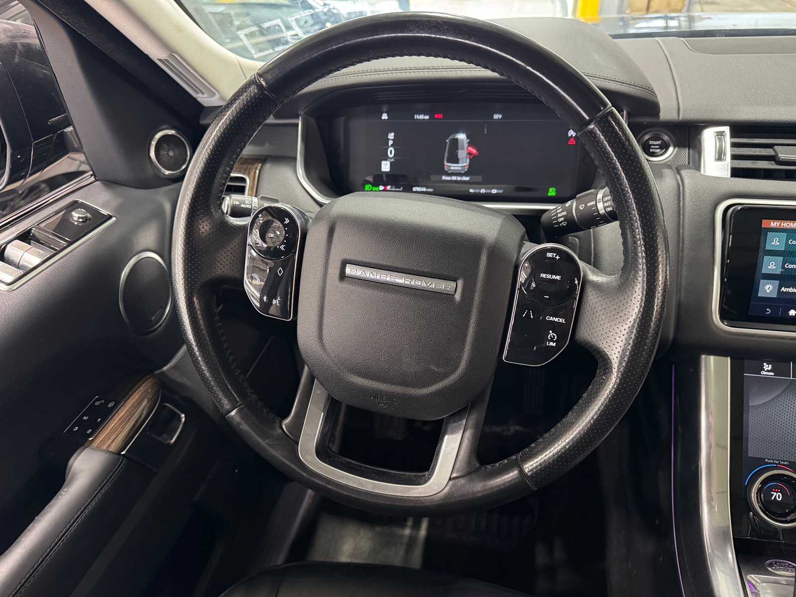 Thumbnail: 2018 Land Rover Range Rover Sport - 4