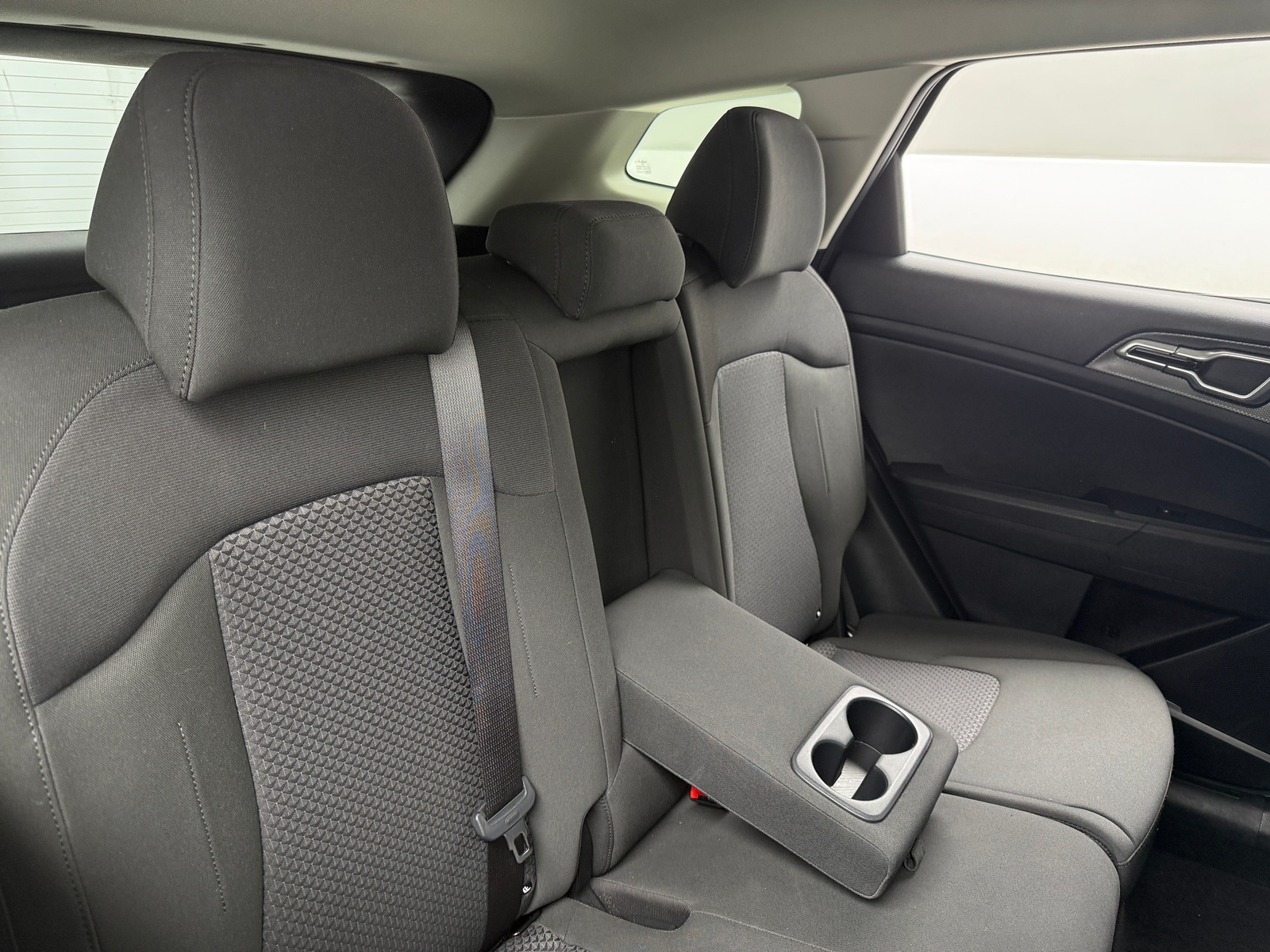 Thumbnail: 2025 Kia Sportage - 6