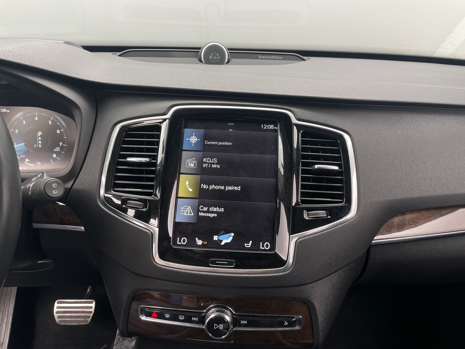 Thumbnail: 2016 Volvo XC90 - 3