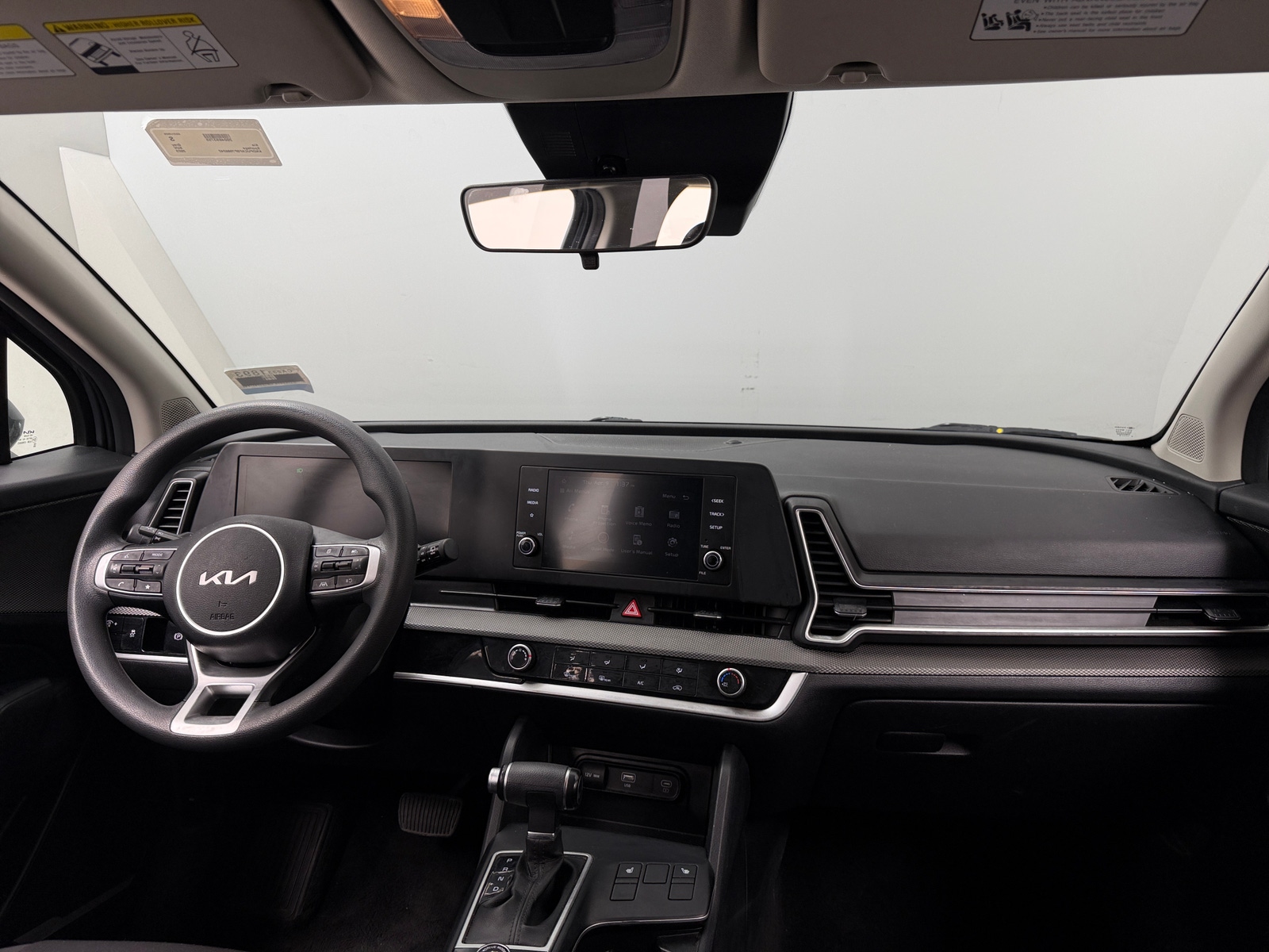 Thumbnail: 2023 Kia Sportage - 3