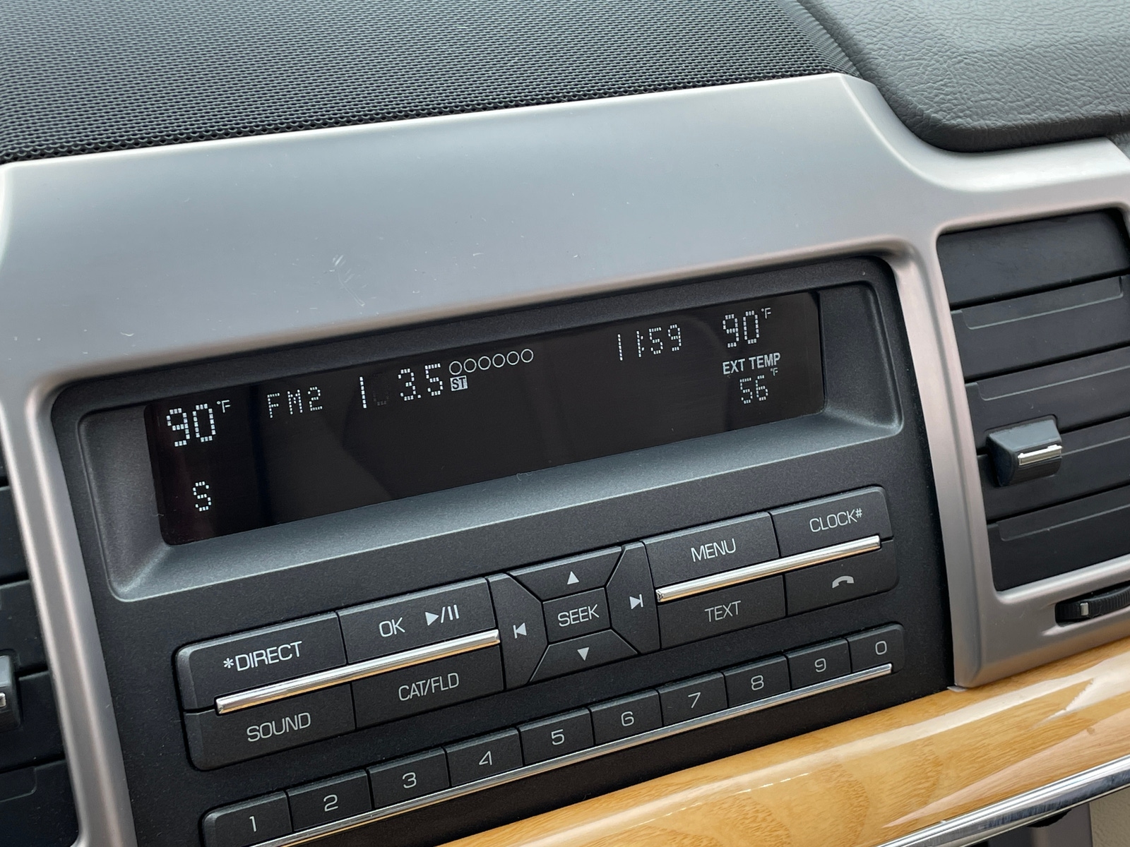 Thumbnail: 2012 Lincoln MKZ - 3