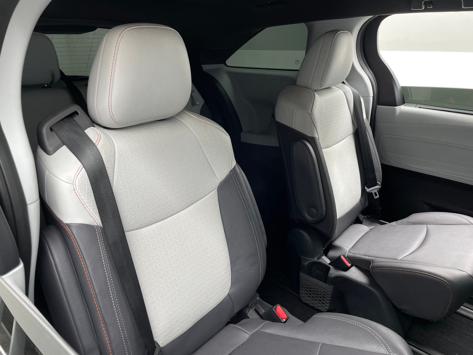 Thumbnail: 2024 Toyota Sienna - 5