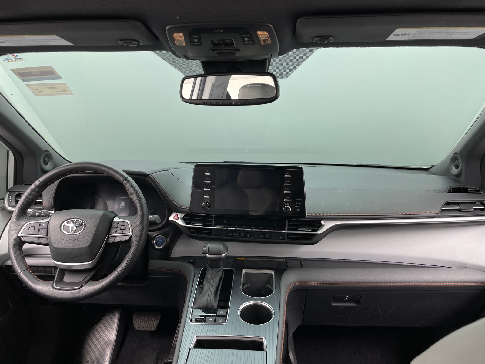 Thumbnail: 2024 Toyota Sienna - 2