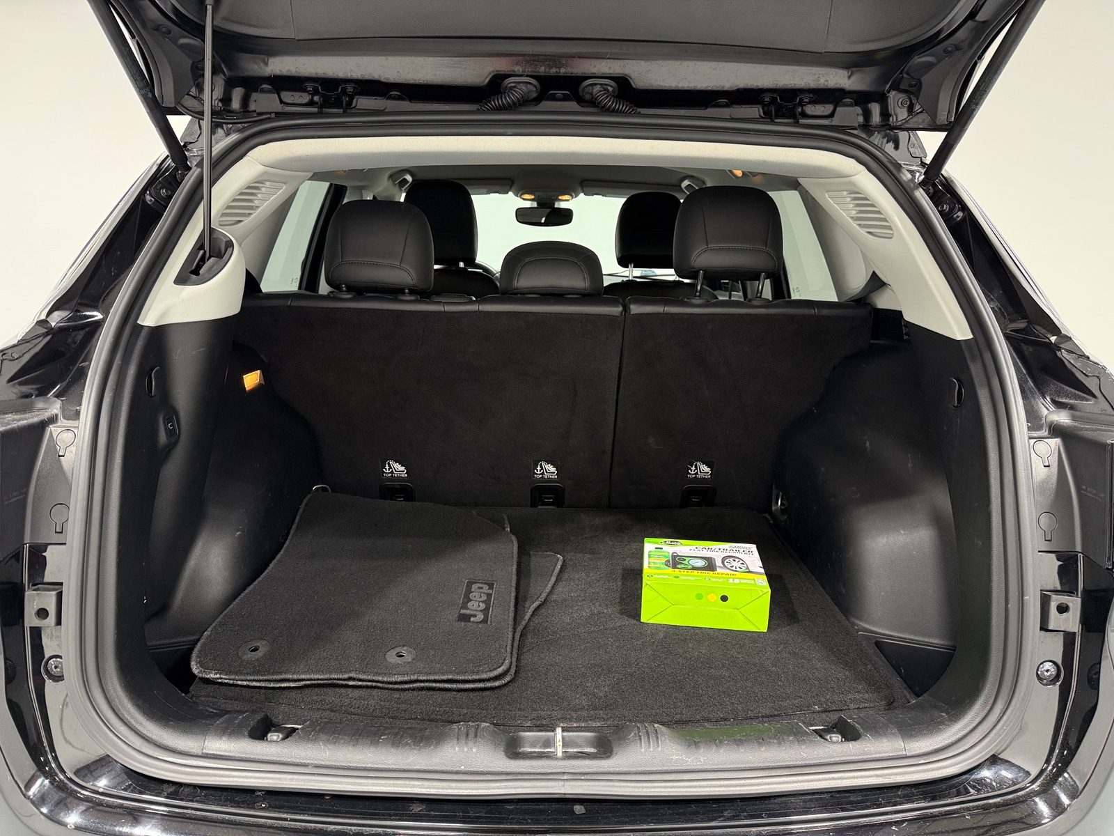 Thumbnail: 2017 Jeep Compass - 6