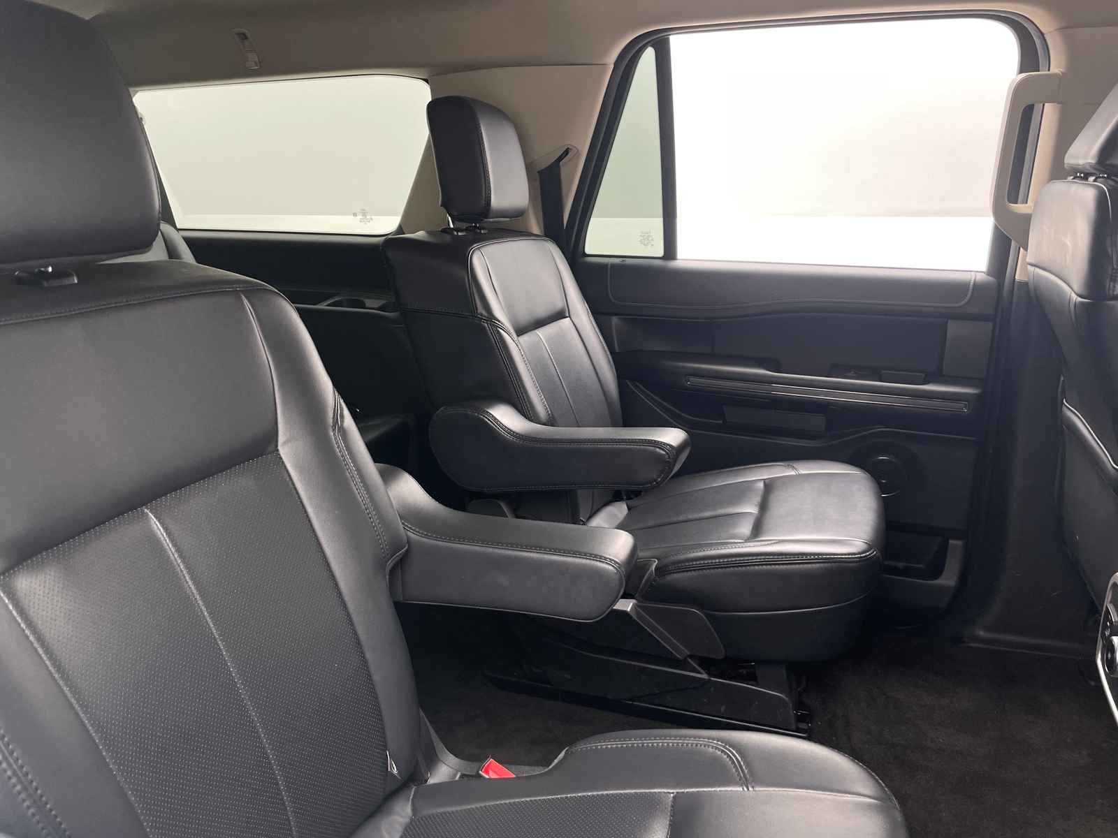 Thumbnail: 2022 Ford Expedition MAX - 6