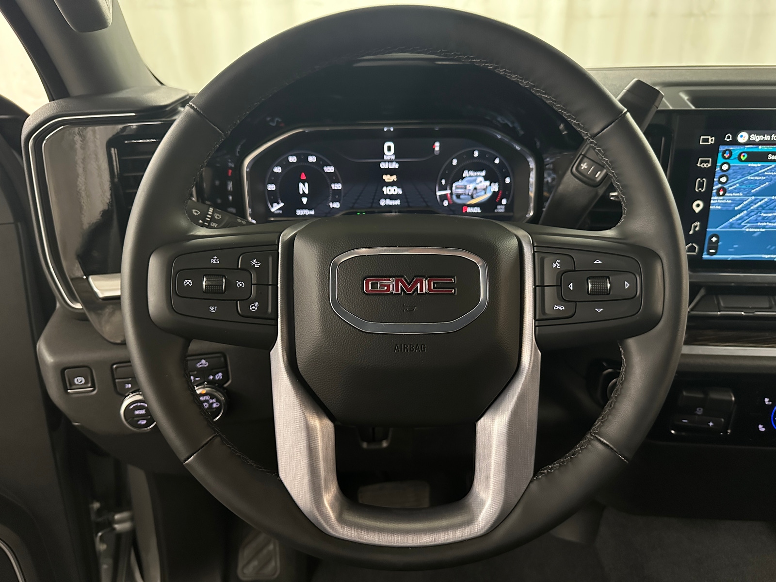 Thumbnail: 2025 GMC Sierra 2500 - 5