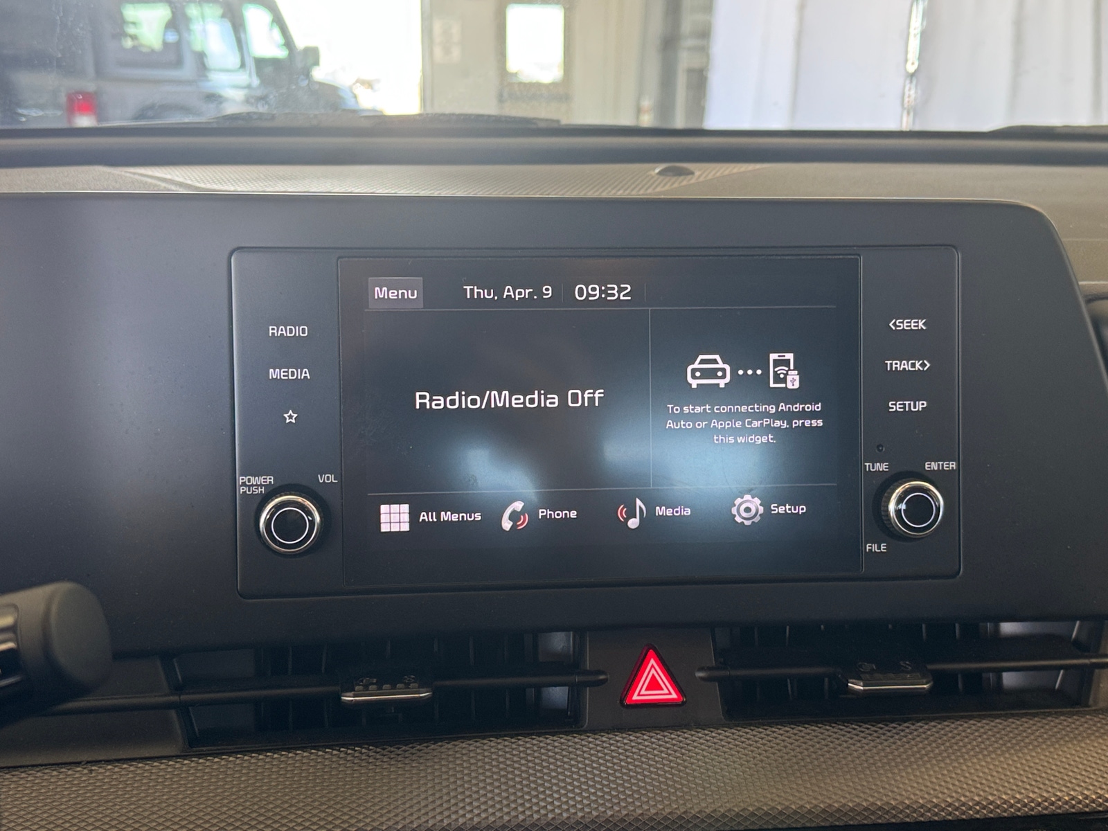 Thumbnail: 2025 Kia Sportage - 4