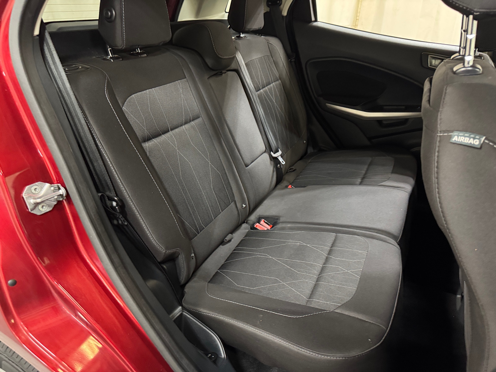 Thumbnail: 2020 Ford EcoSport - 6