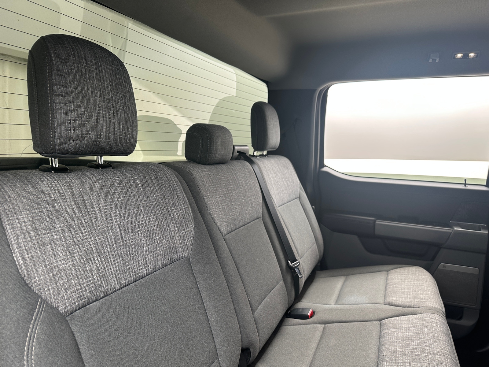 Thumbnail: 2021 Ford Econoline - 6