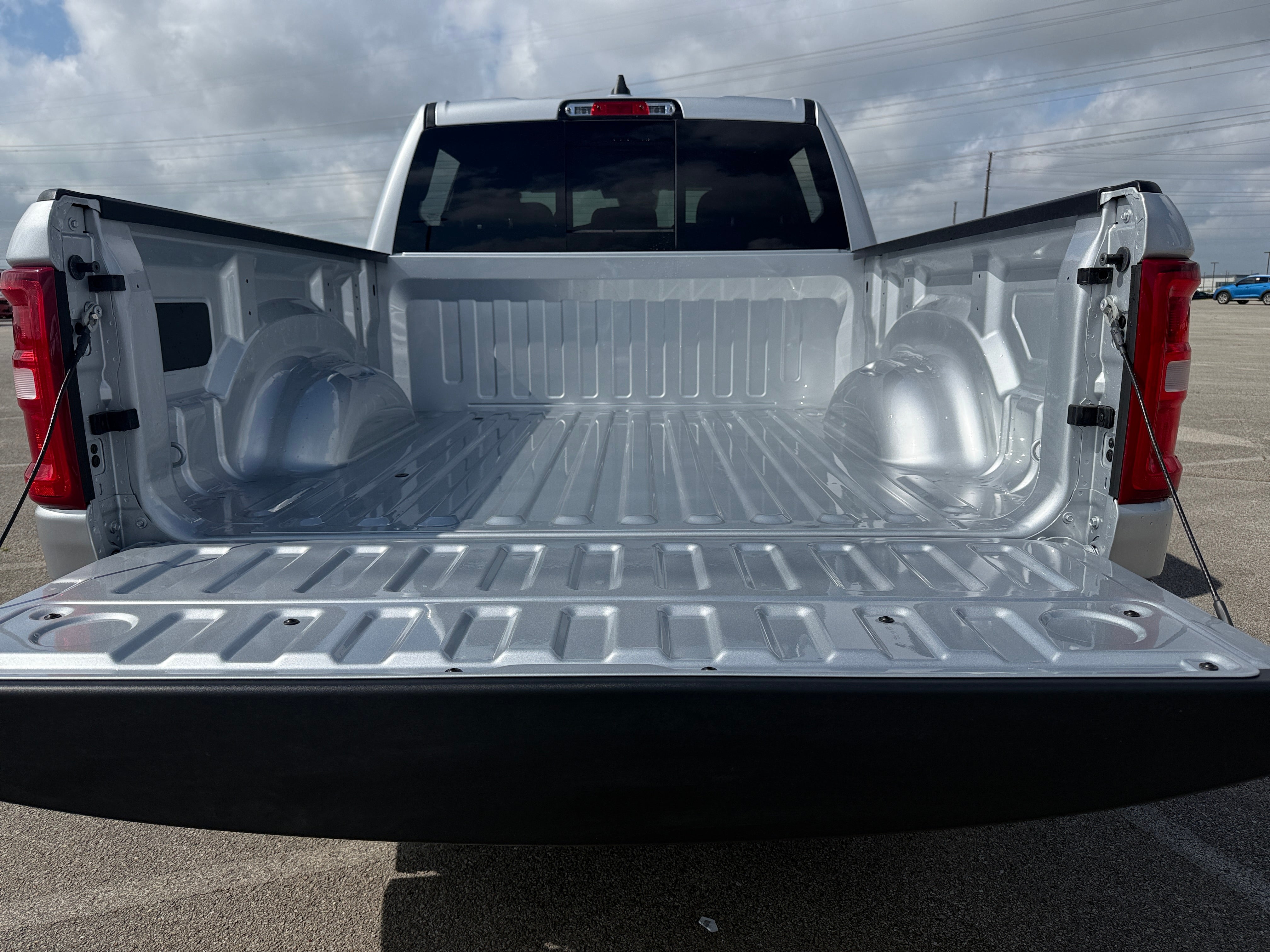 2026 RAM 1500 Big Horn/Lone Star - Photo 2