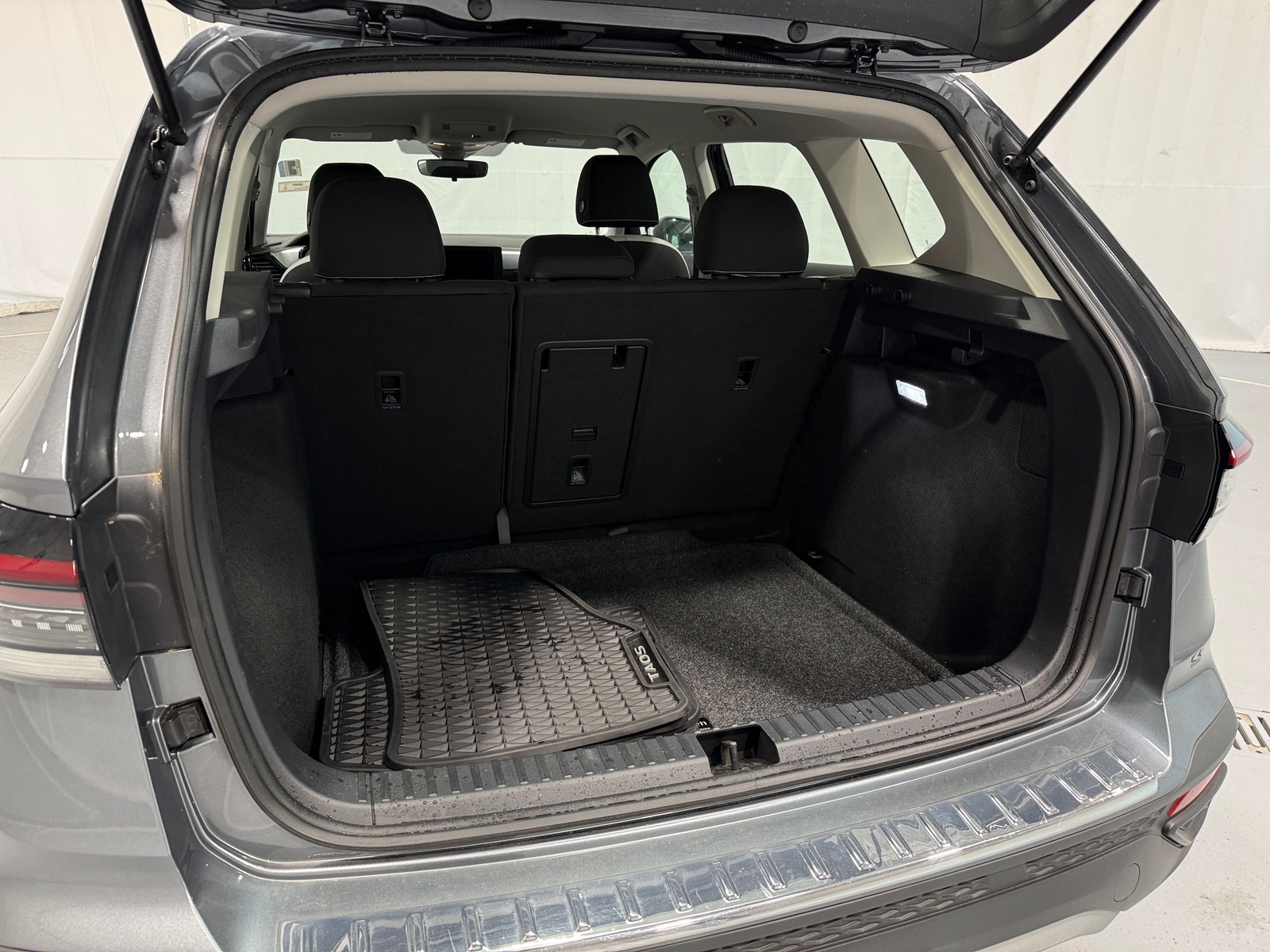 Thumbnail: 2025 Volkswagen Taos - 7