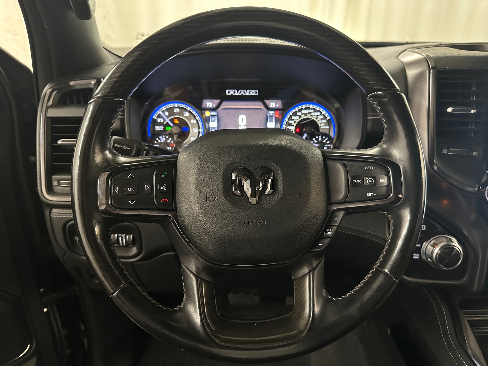 Thumbnail: 2022 RAM 1500 - 4