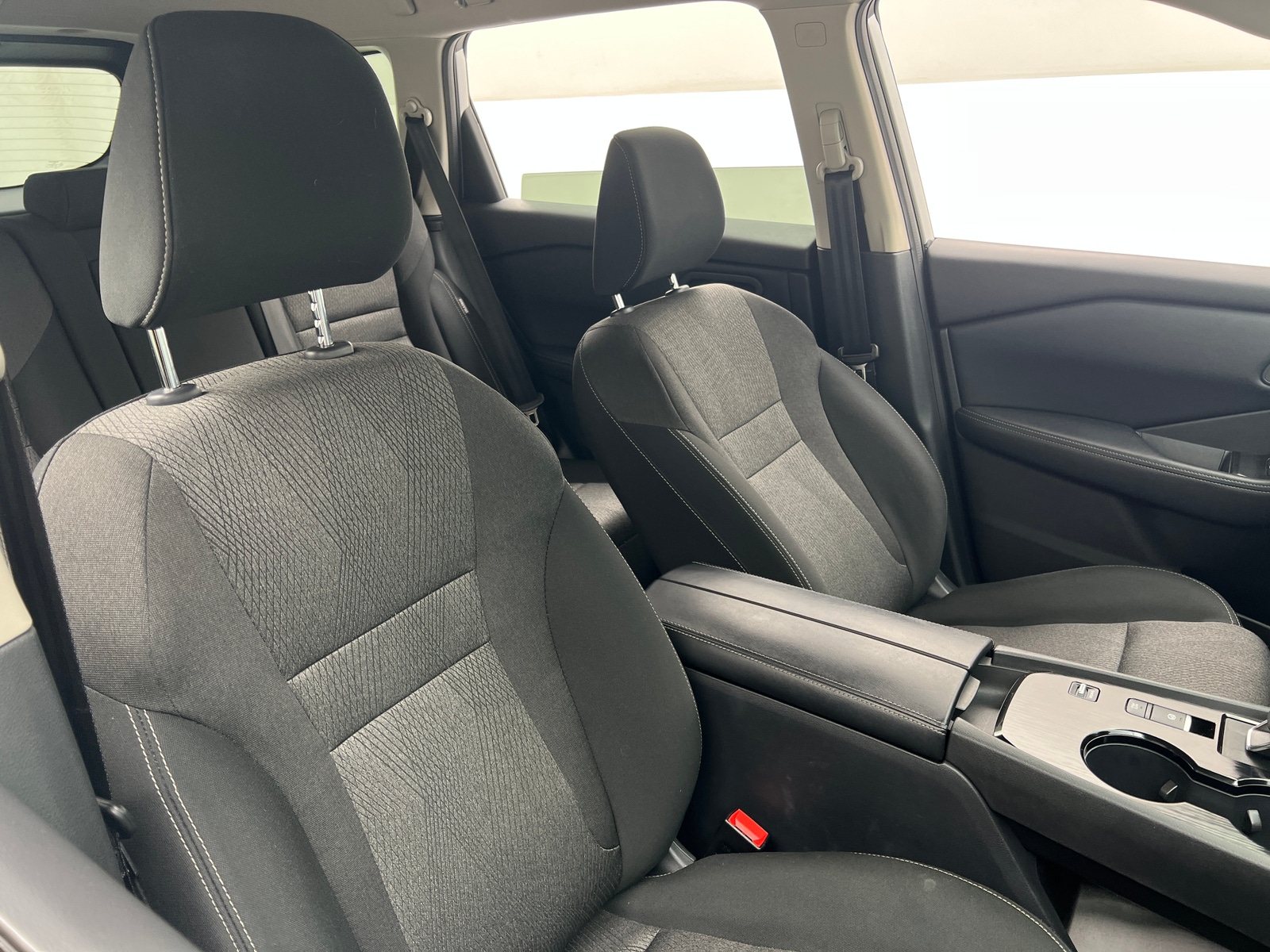 Thumbnail: 2025 Nissan Rogue - 2