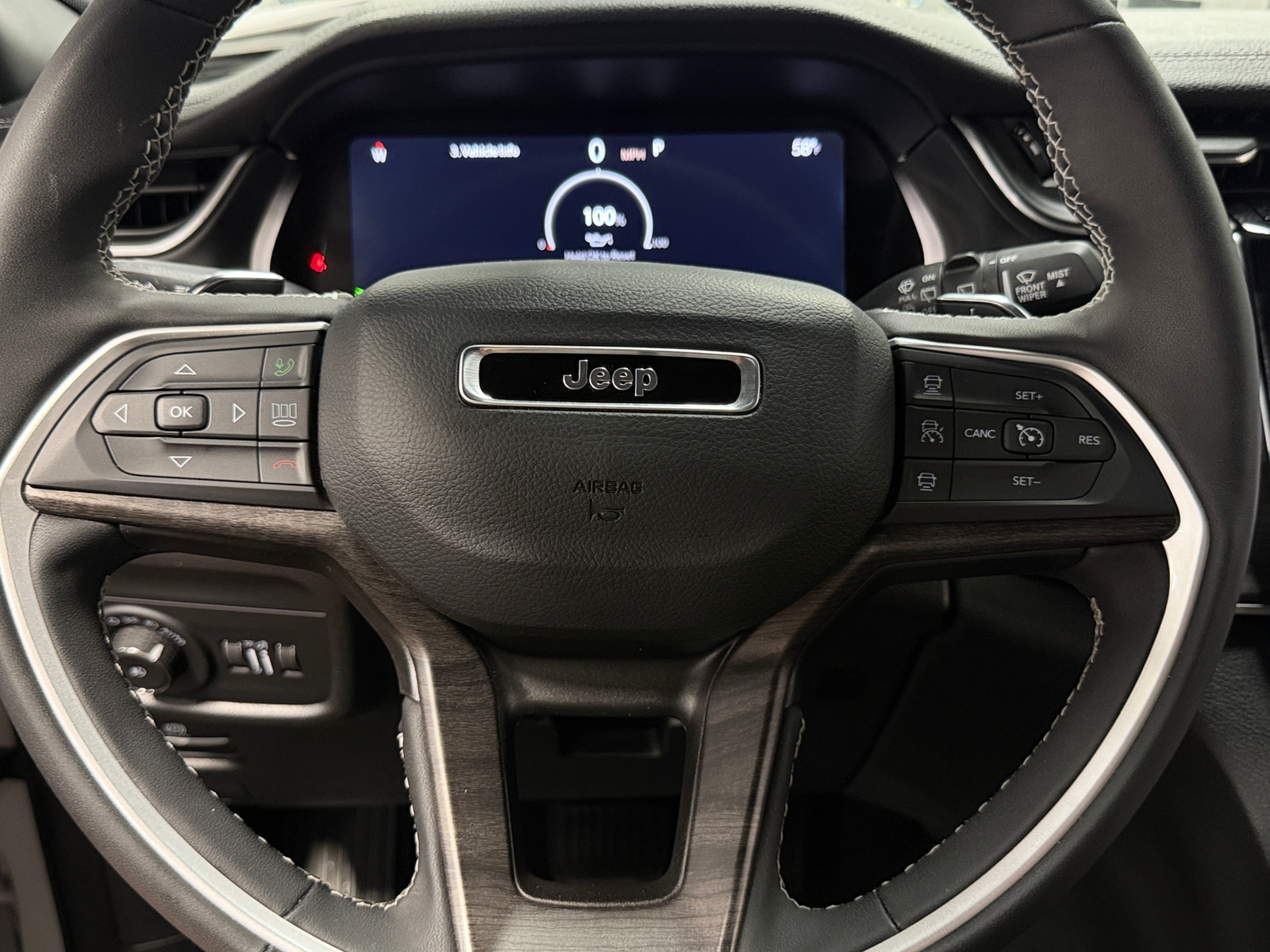 Thumbnail: 2025 Jeep Grand Cherokee - 4