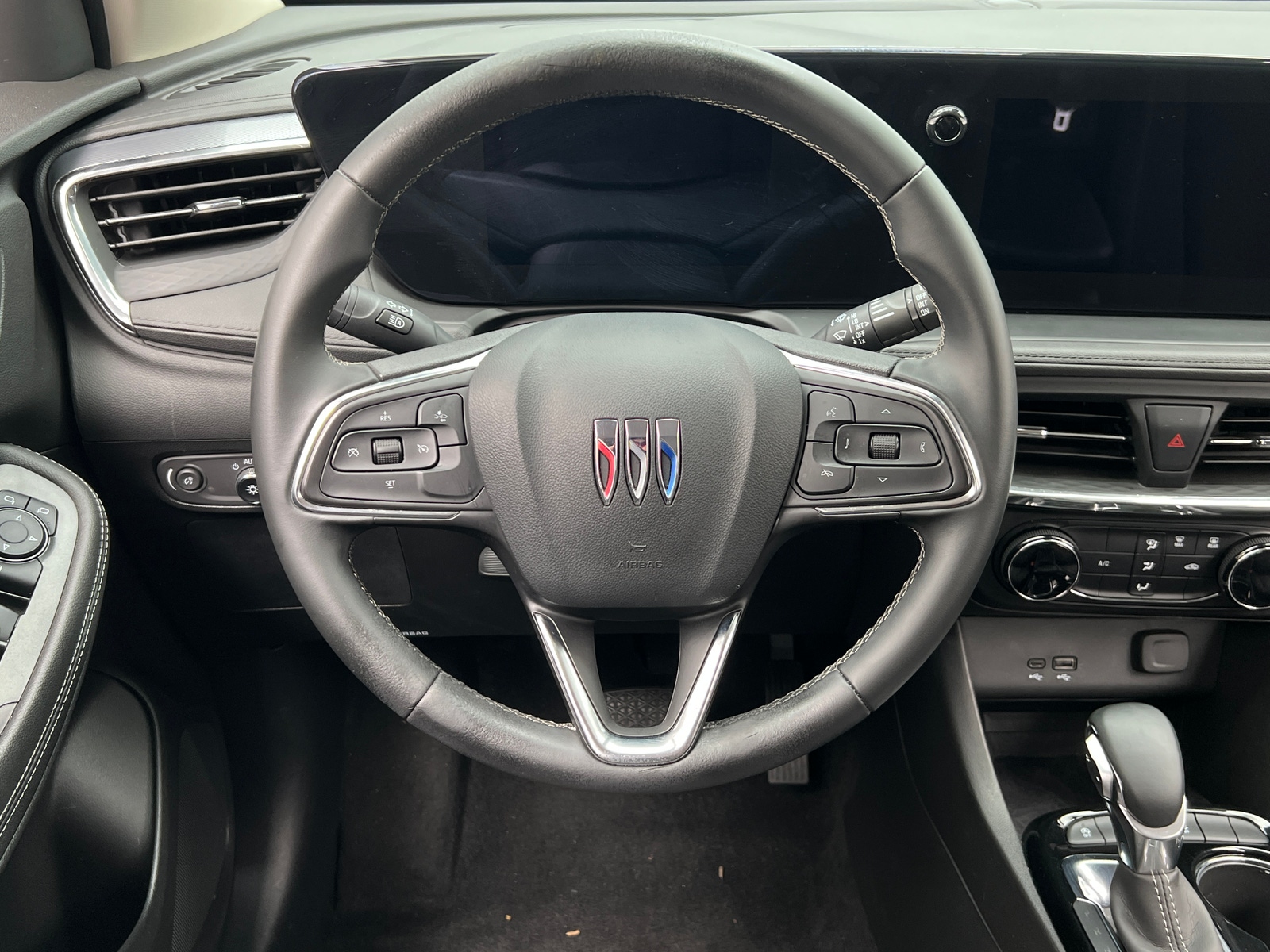 Thumbnail: 2025 Buick Encore GX - 4