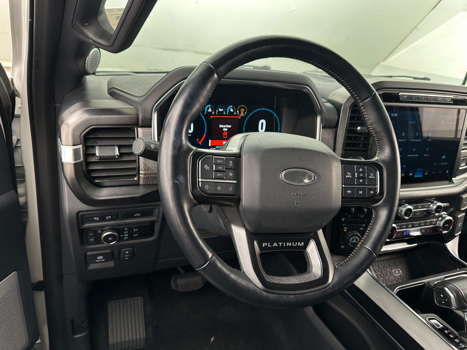 Thumbnail: 2023 Ford Econoline - 4