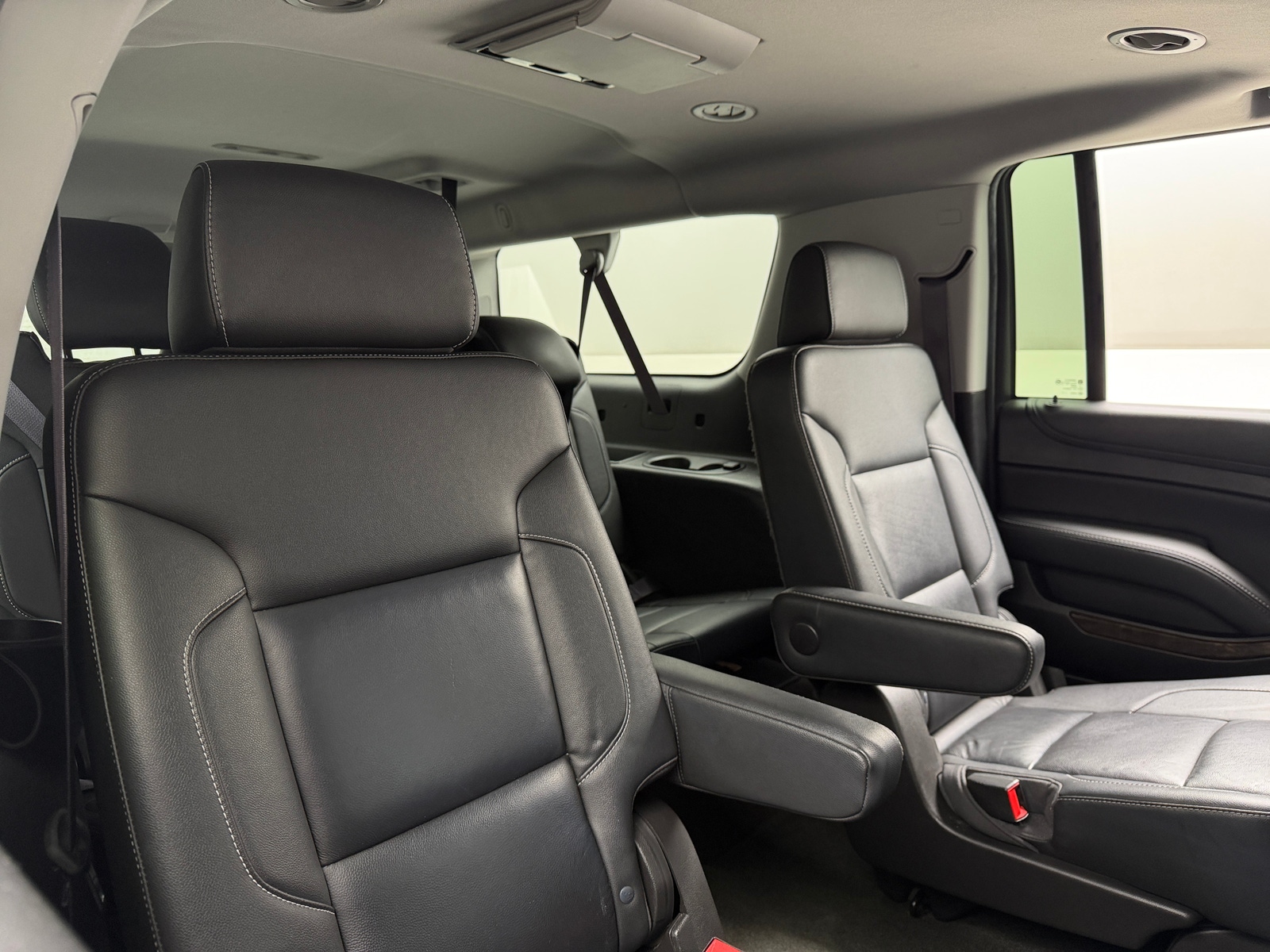 Thumbnail: 2017 Chevrolet Suburban - 5