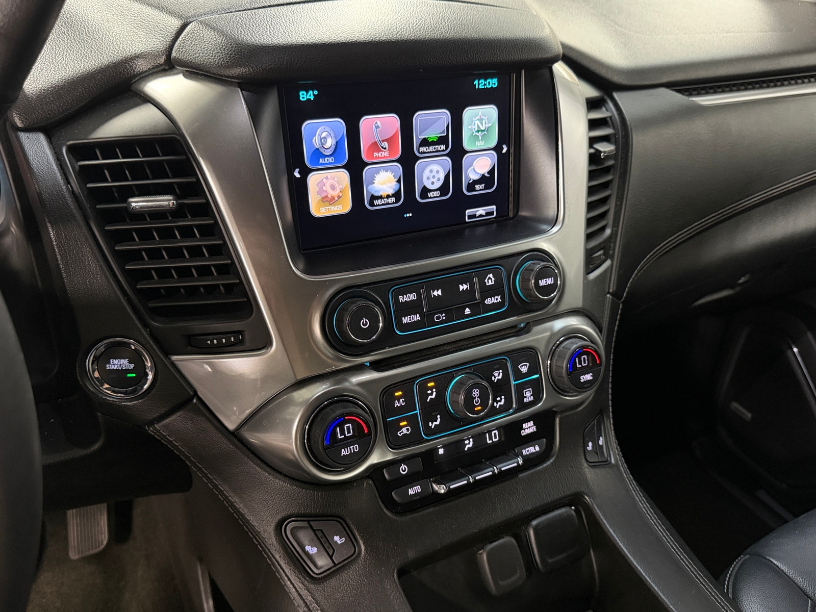 Thumbnail: 2017 Chevrolet Suburban - 3