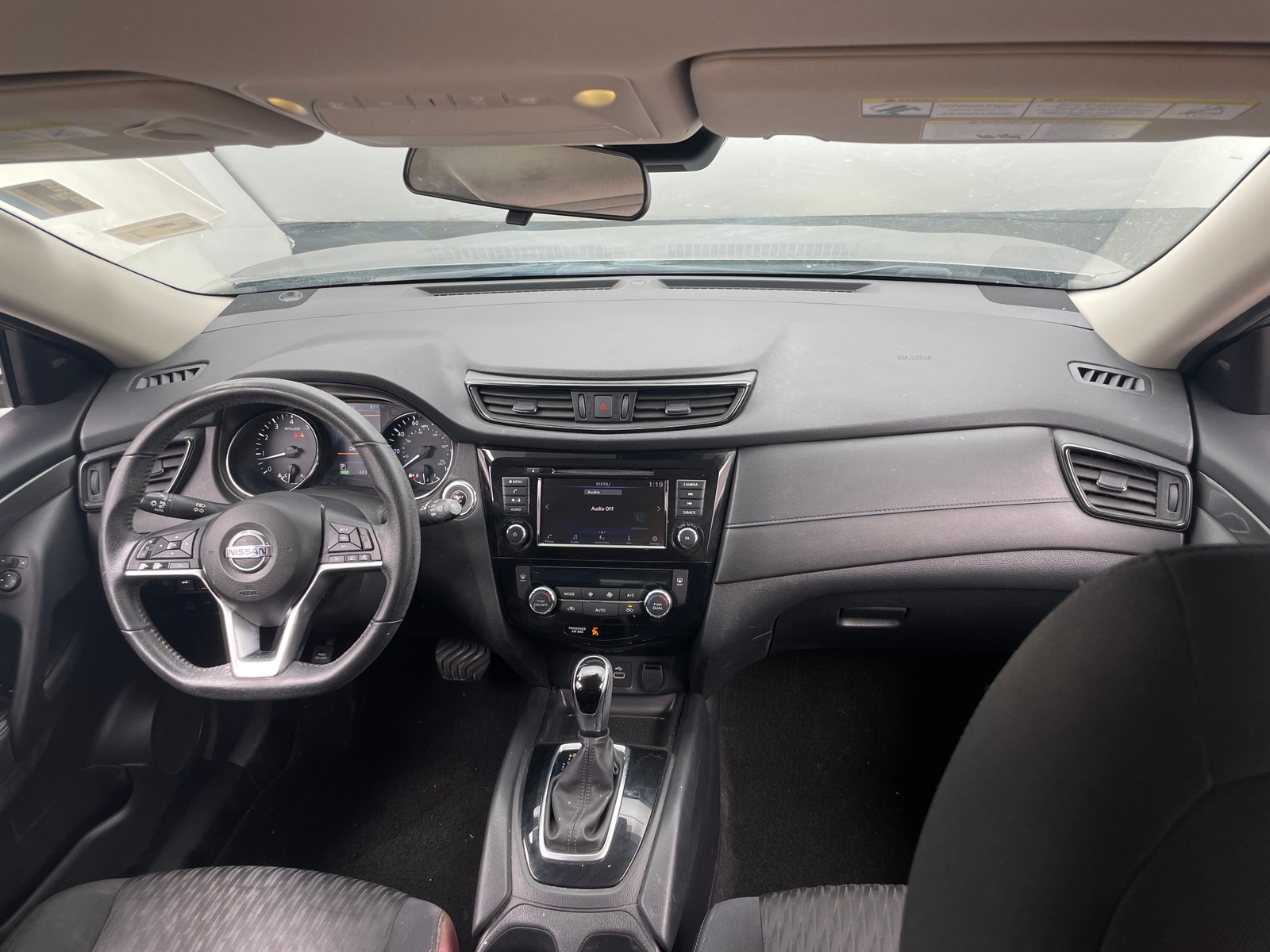 Thumbnail: 2019 Nissan Rogue - 3