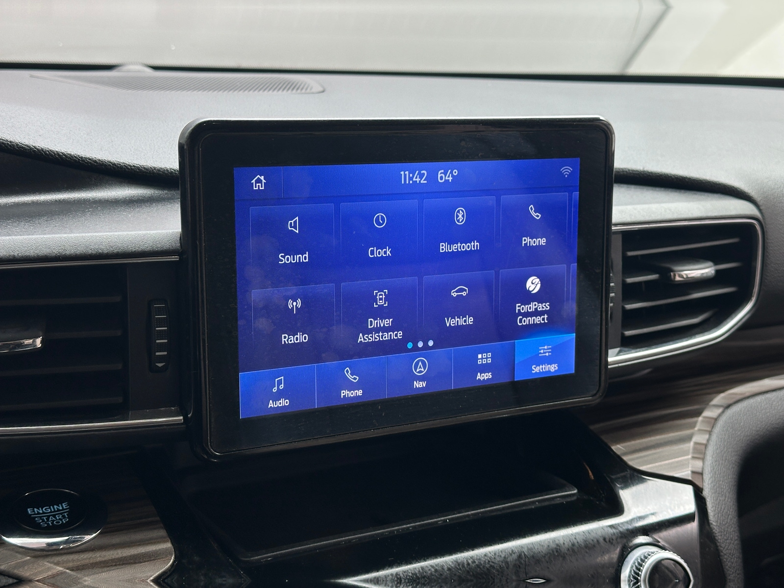 Thumbnail: 2023 Ford Explorer - 3