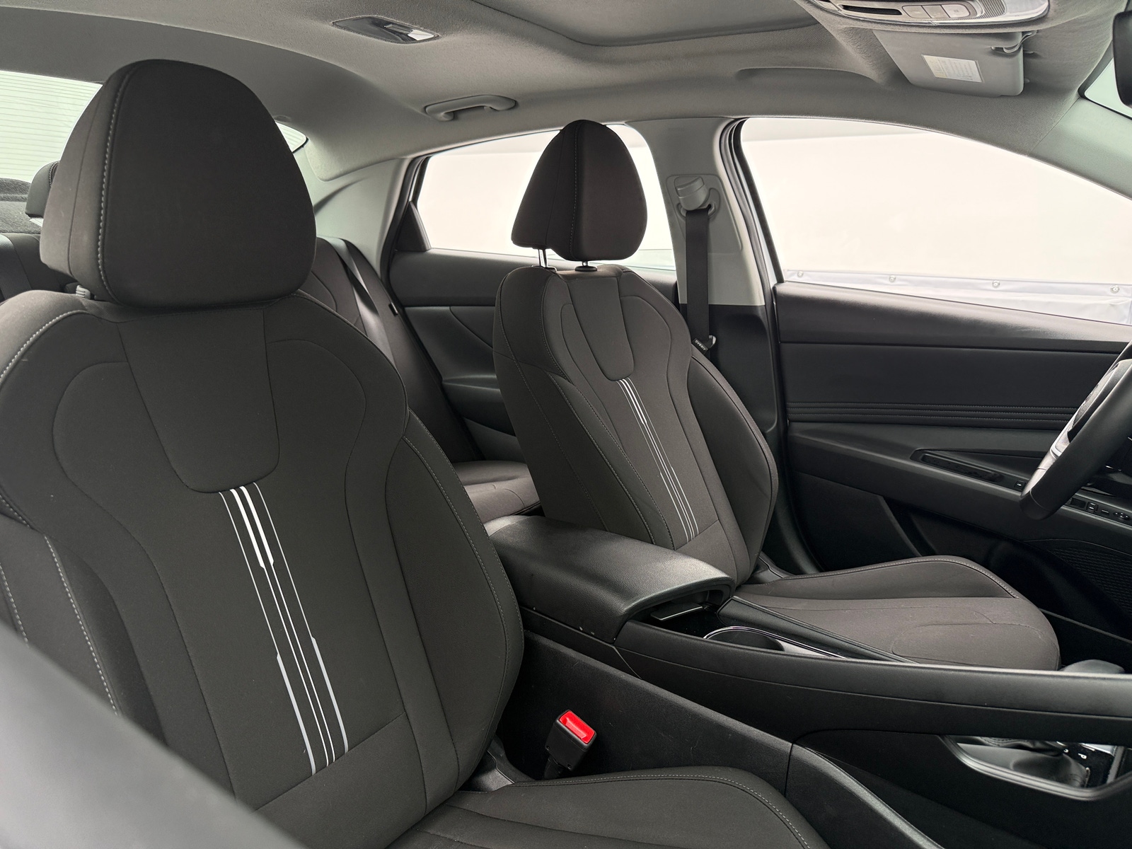 Thumbnail: 2025 Hyundai Elantra - 2