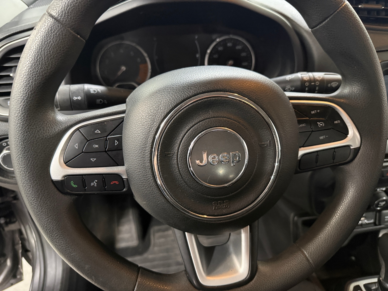 Thumbnail: 2021 Jeep Renegade - 5