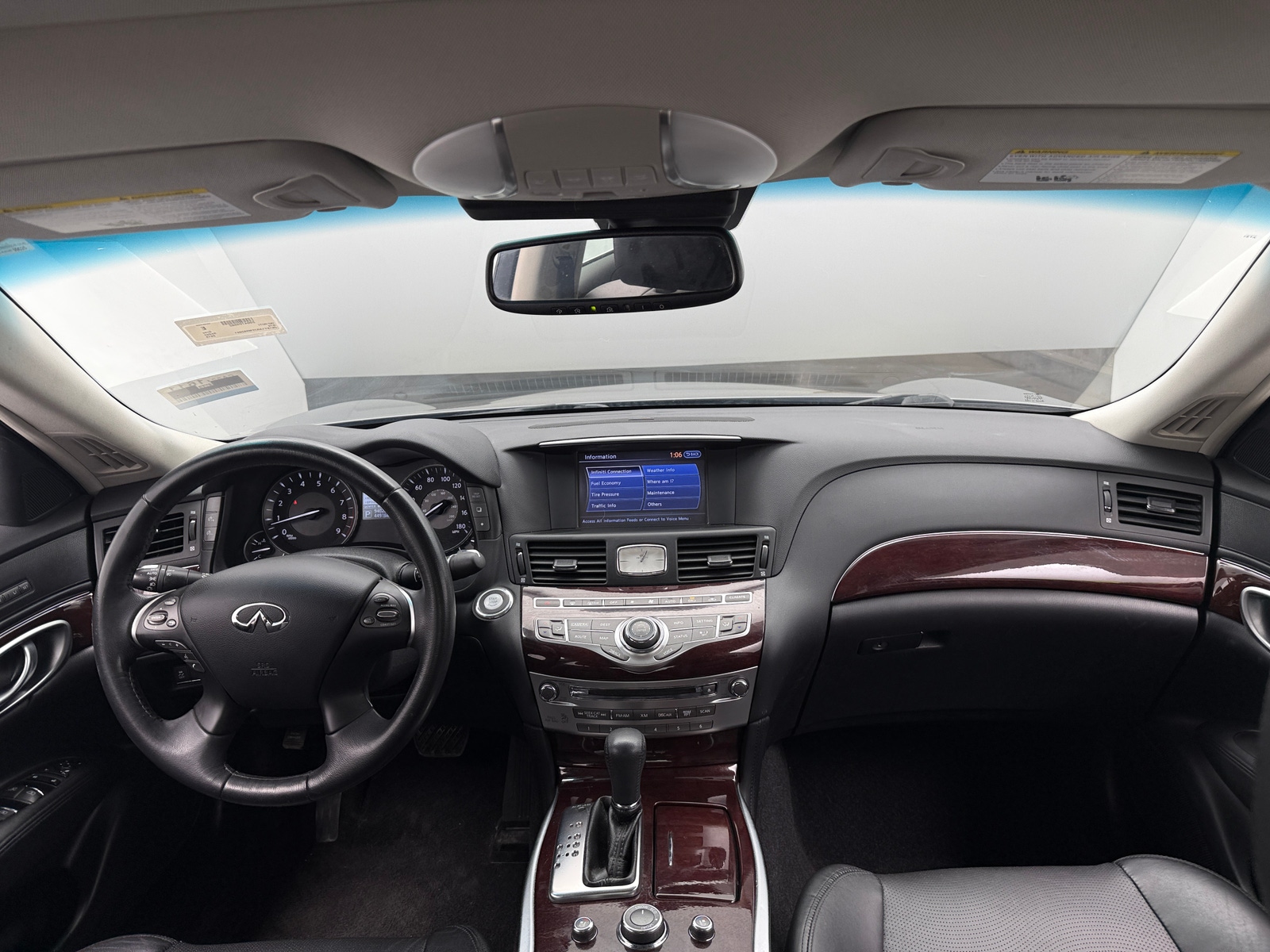 Thumbnail: 2015 INFINITI Q70 - 3