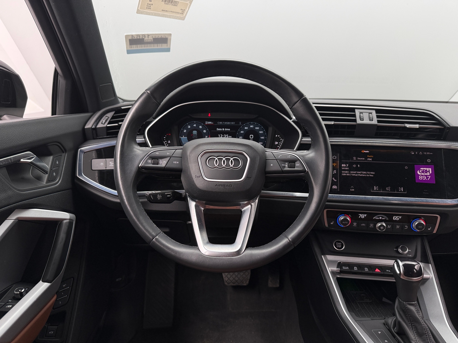 Thumbnail: 2023 Audi Q3 - 4