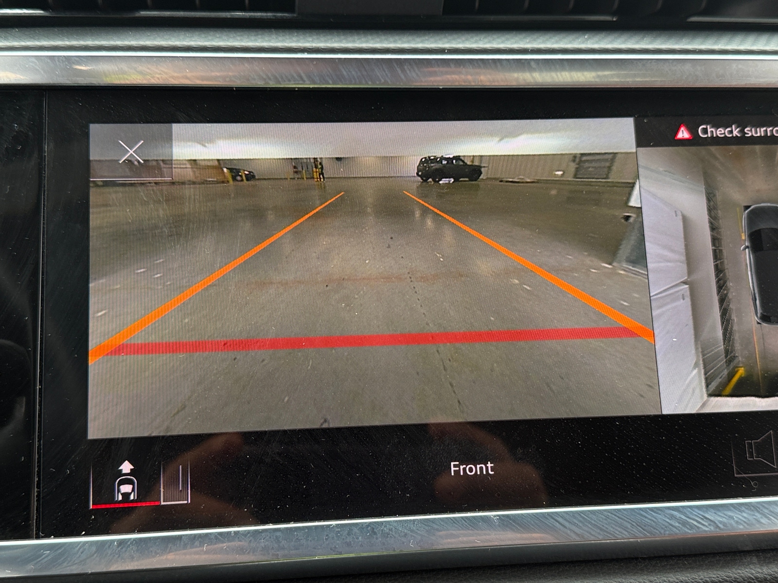 Thumbnail: 2023 Audi Q3 - 3