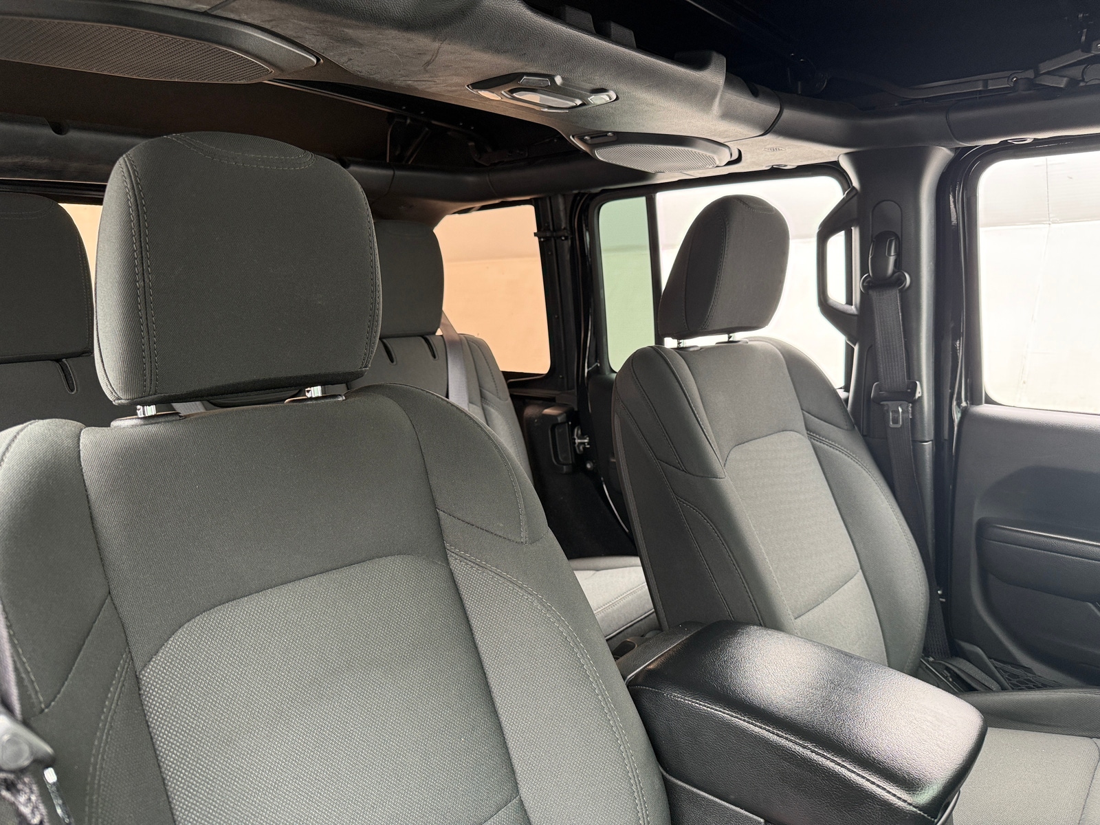 Thumbnail: 2022 Jeep Wrangler - 2