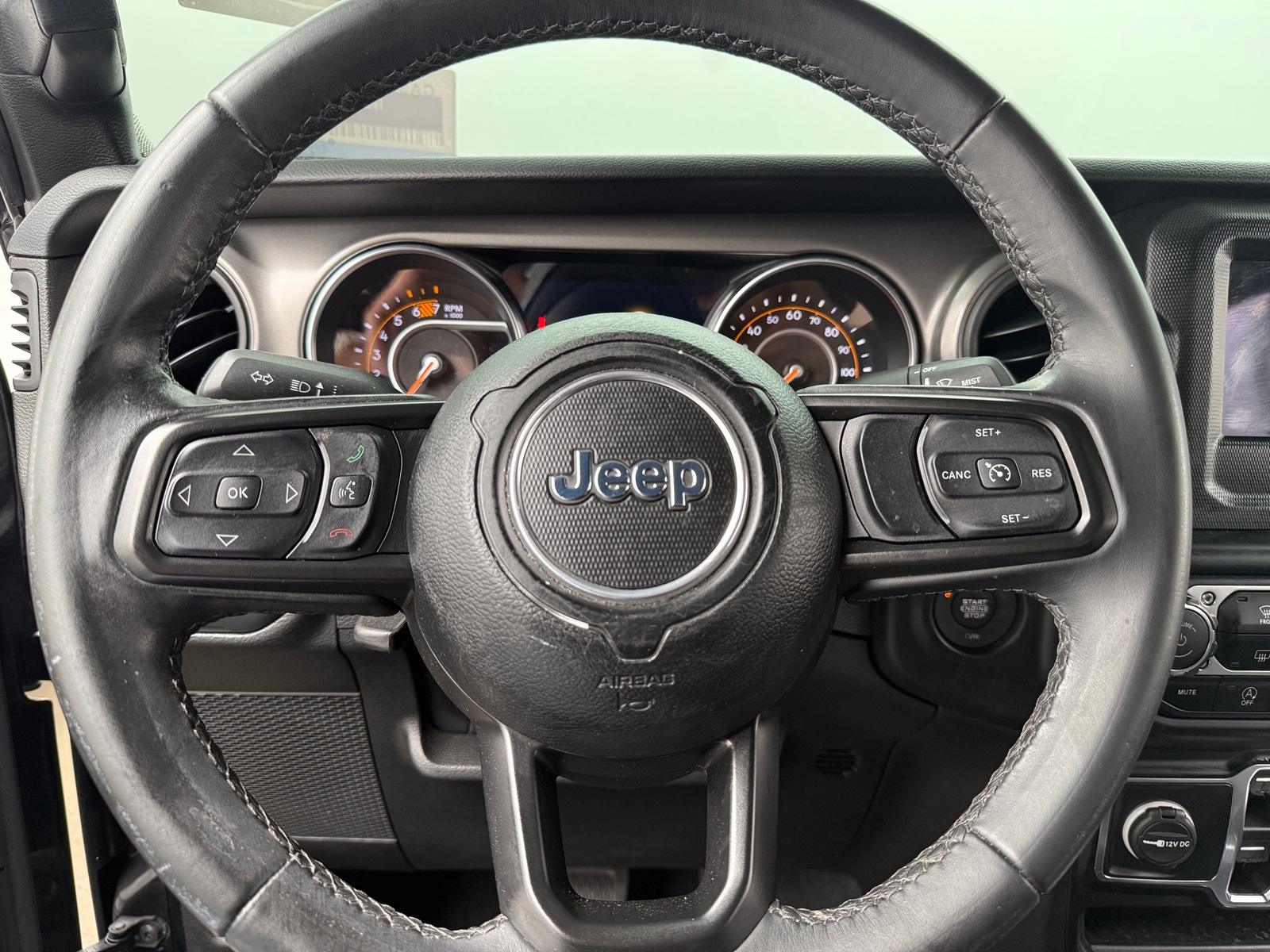 Thumbnail: 2022 Jeep Wrangler - 5