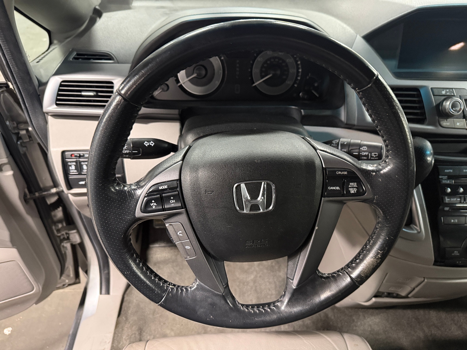 Thumbnail: 2011 Honda Odyssey - 4