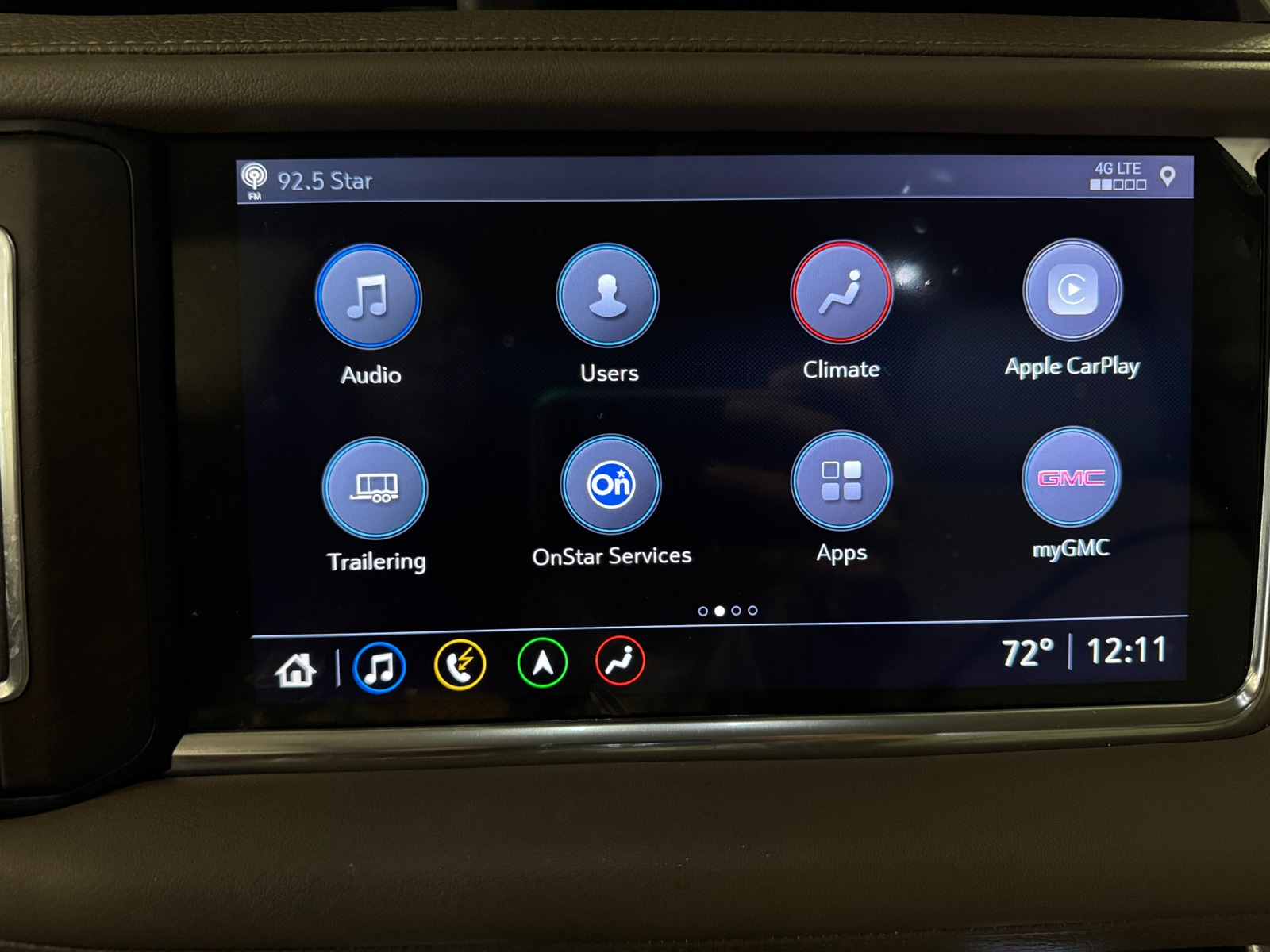 Thumbnail: 2021 GMC Yukon XL - 3