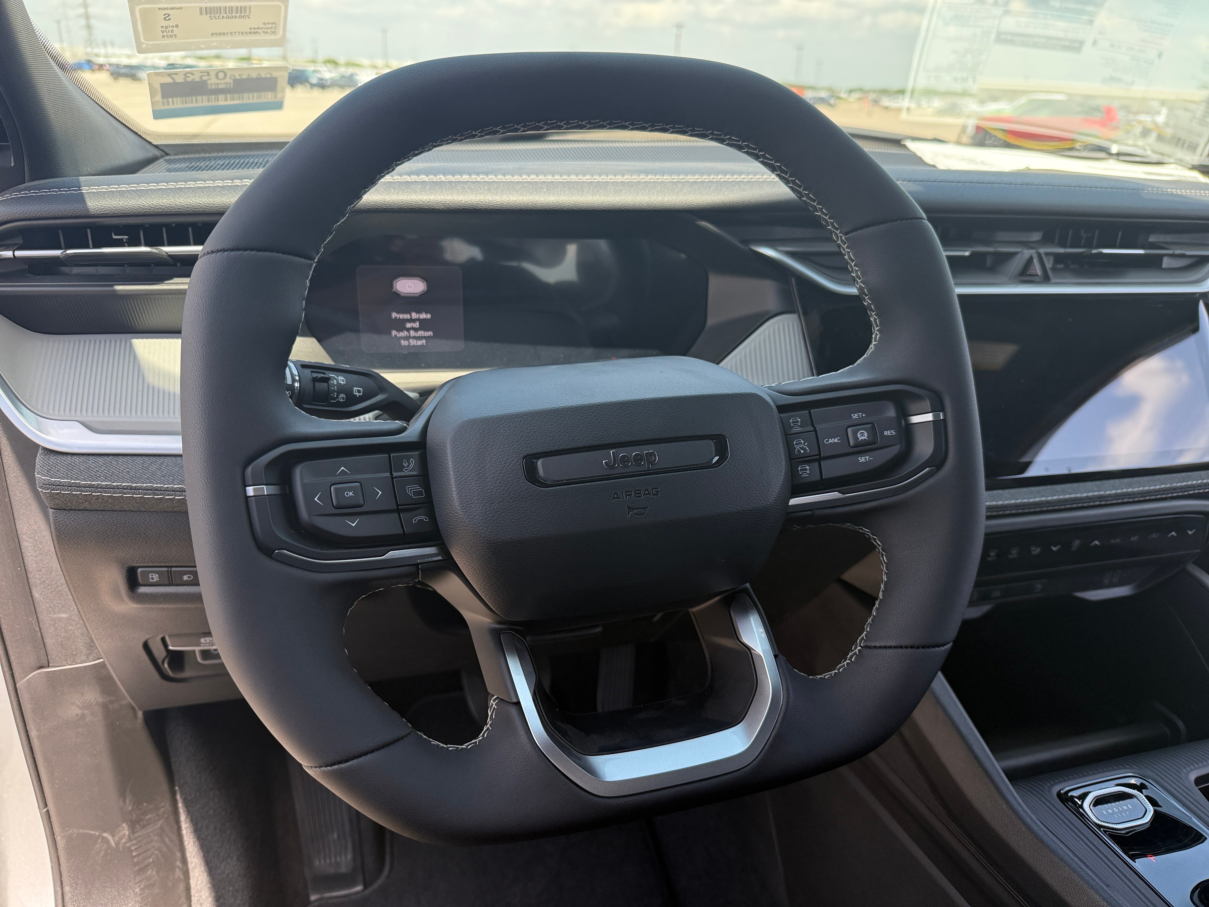 2026 Jeep Cherokee Laredo - Photo 9