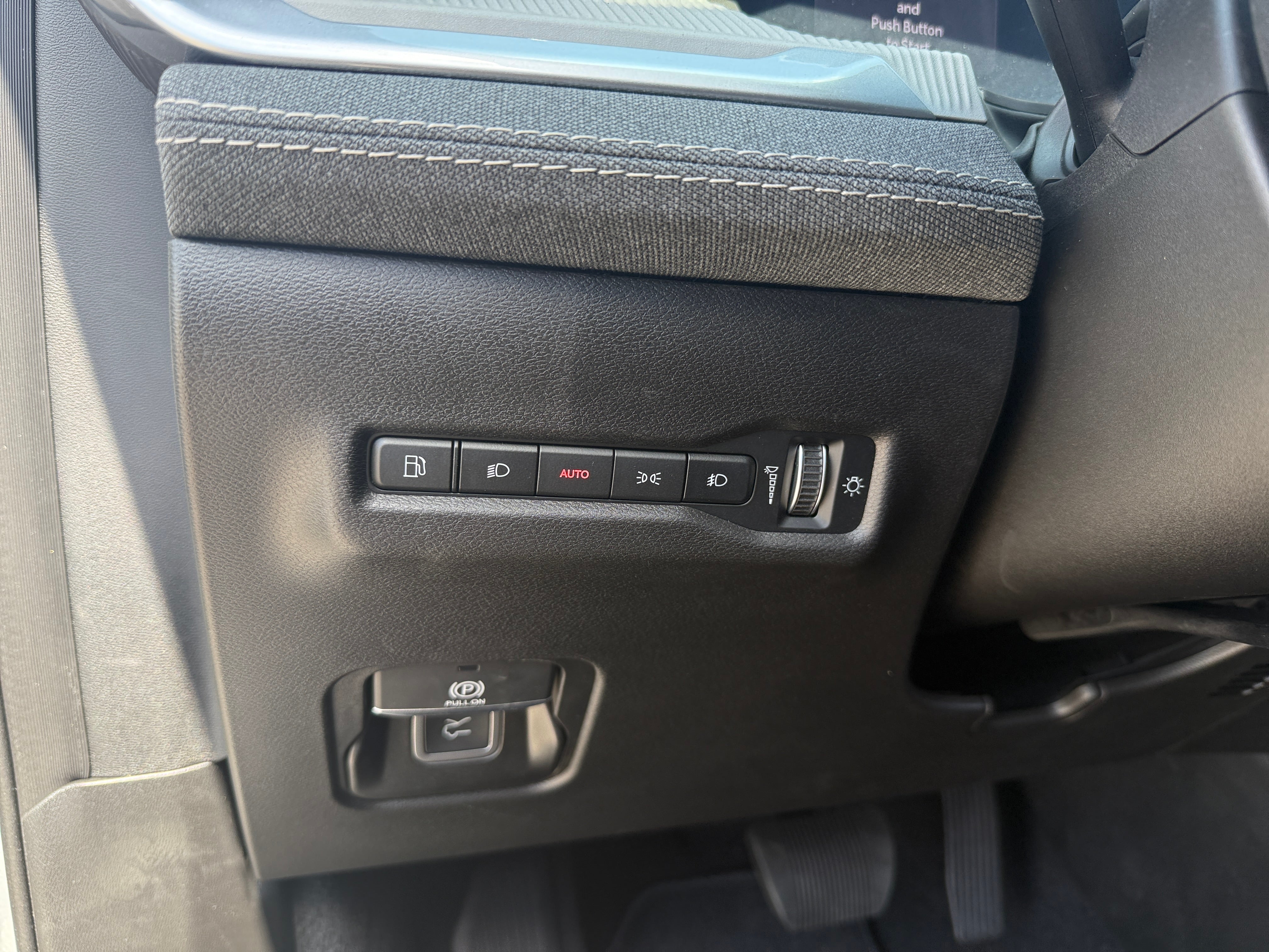 2026 Jeep Cherokee Laredo - Photo 11